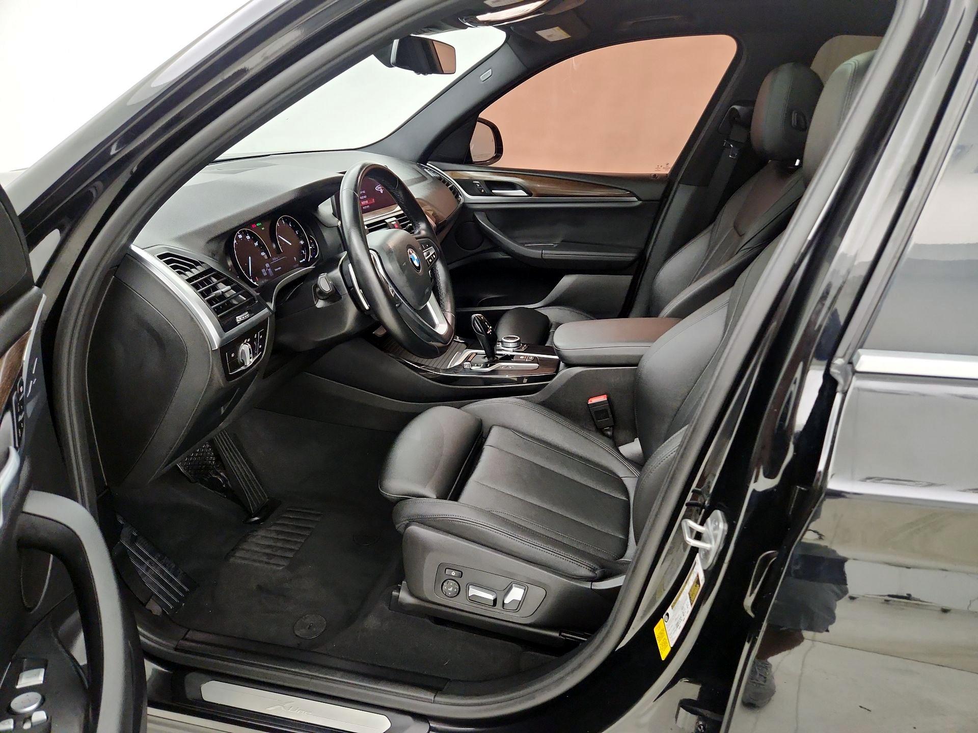 Thumbnail: 2021 BMW X3 - 11