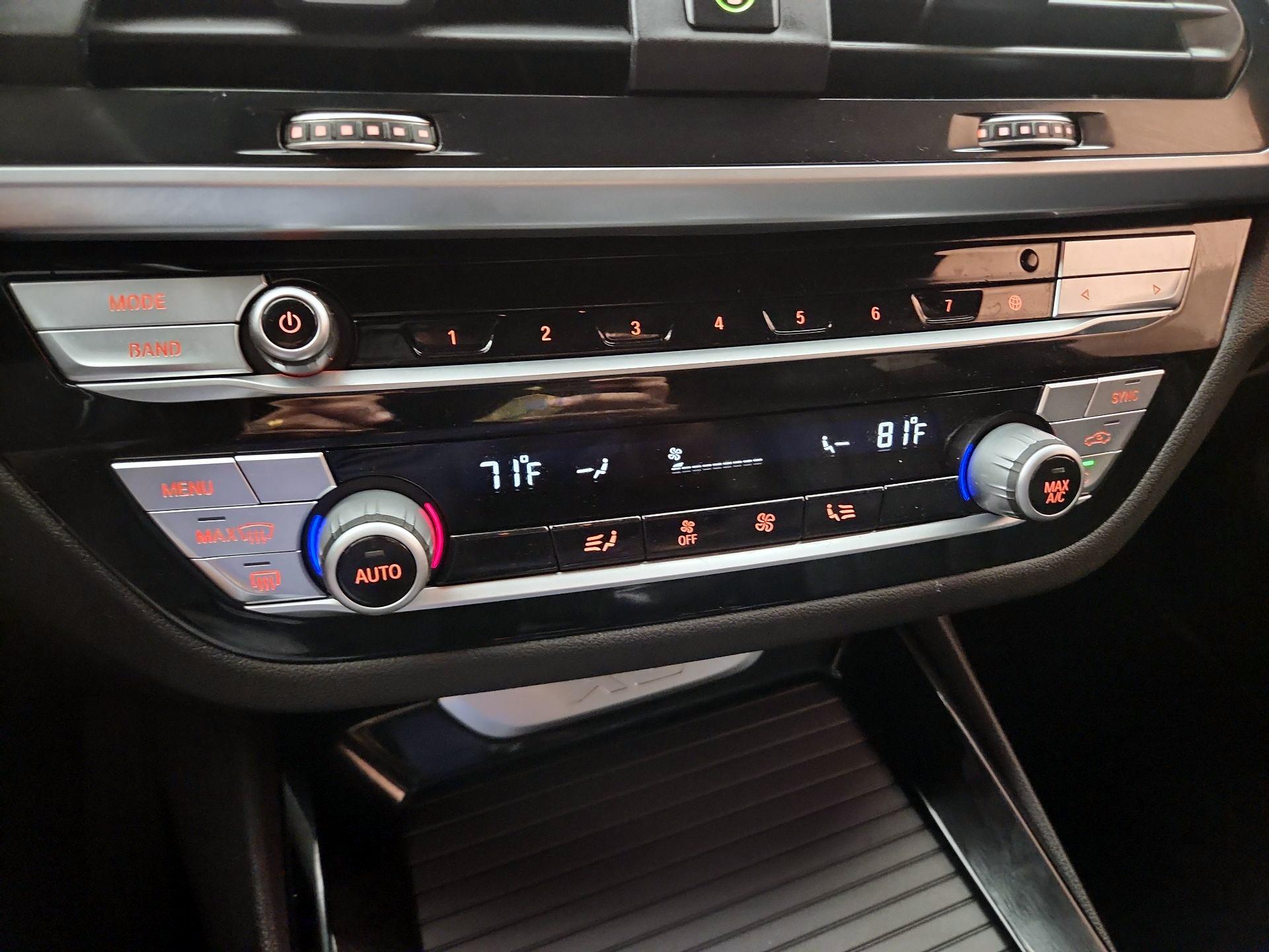 Thumbnail: 2021 BMW X3 - 17