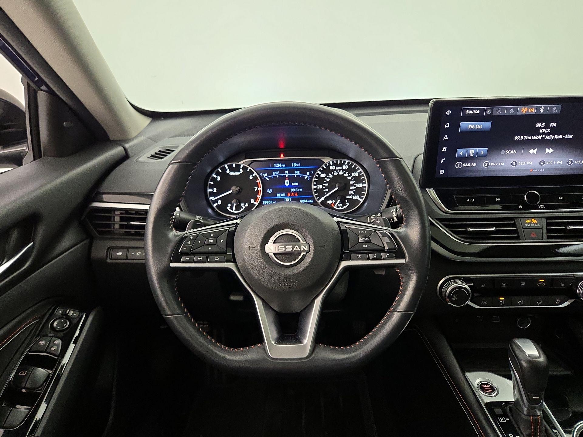 Thumbnail: 2023 Nissan Altima - 10