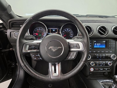 Steering Wheel & Instrument Cluster (On)