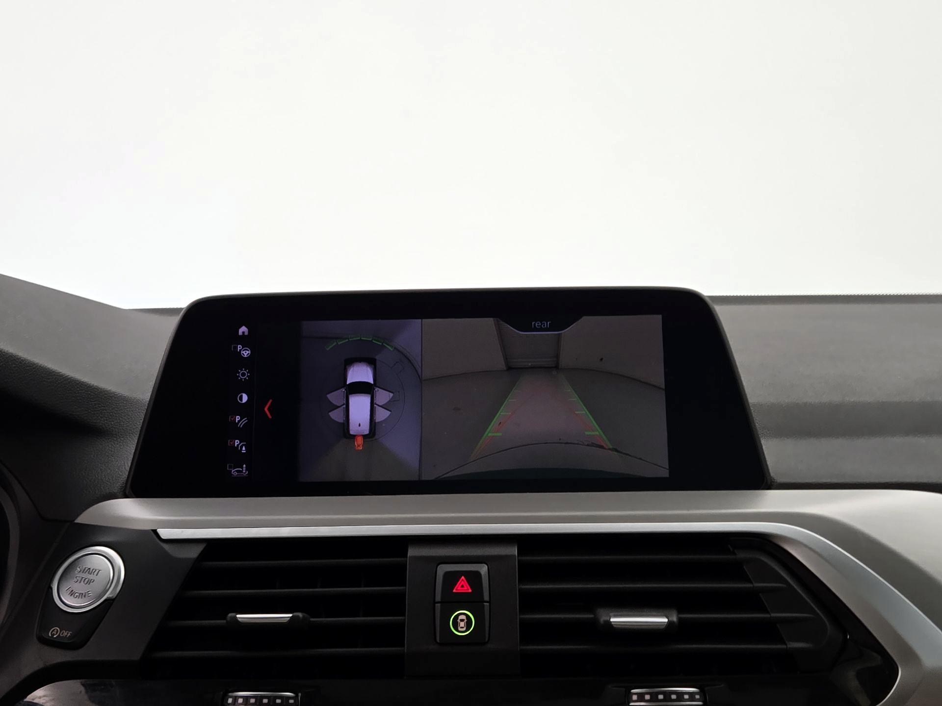 Thumbnail: 2021 BMW X3 - 15