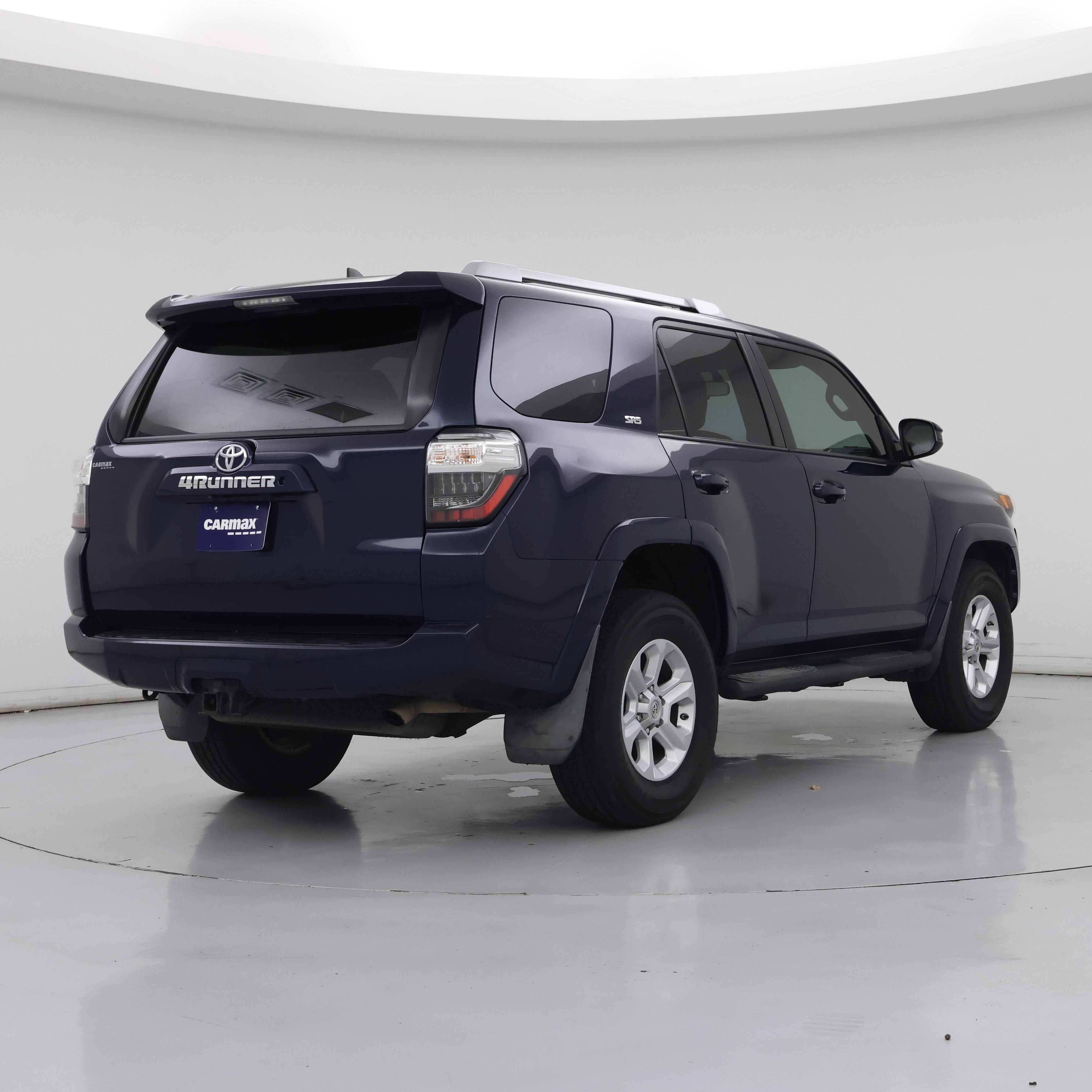 Thumbnail: 2018 Toyota 4Runner - 8