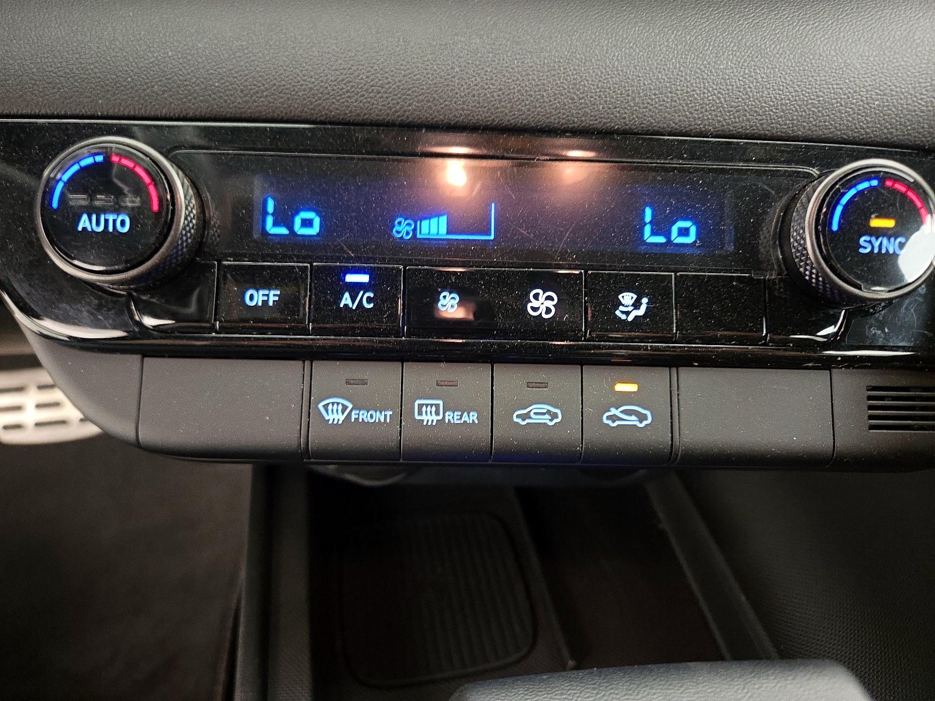 Thumbnail: 2025 Hyundai Elantra - 16