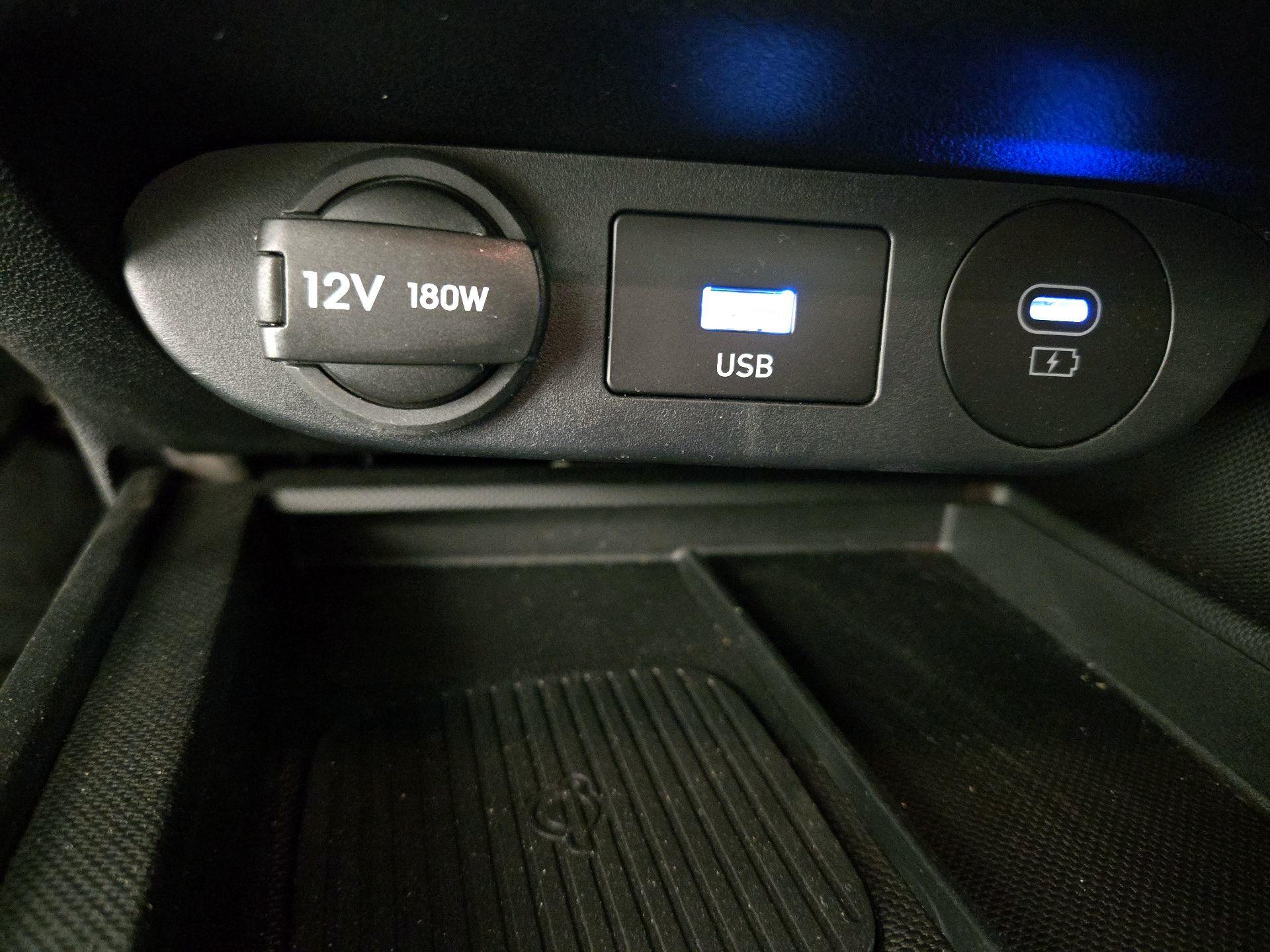 Thumbnail: 2025 Hyundai Elantra - 18