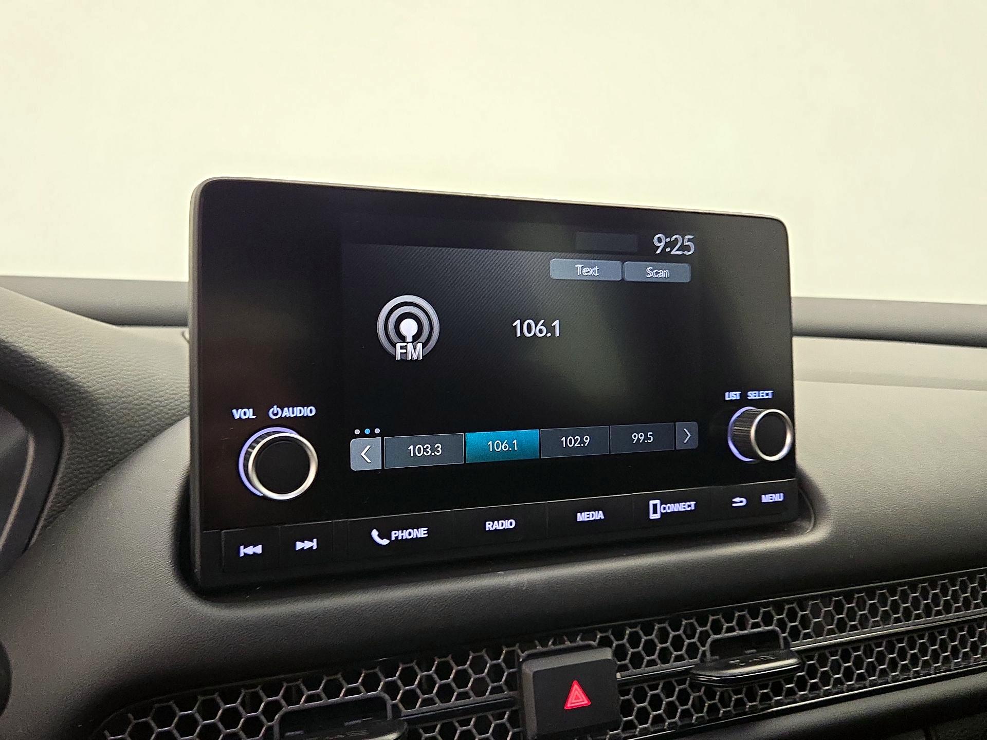 Thumbnail: 2025 Honda HR-V - 15