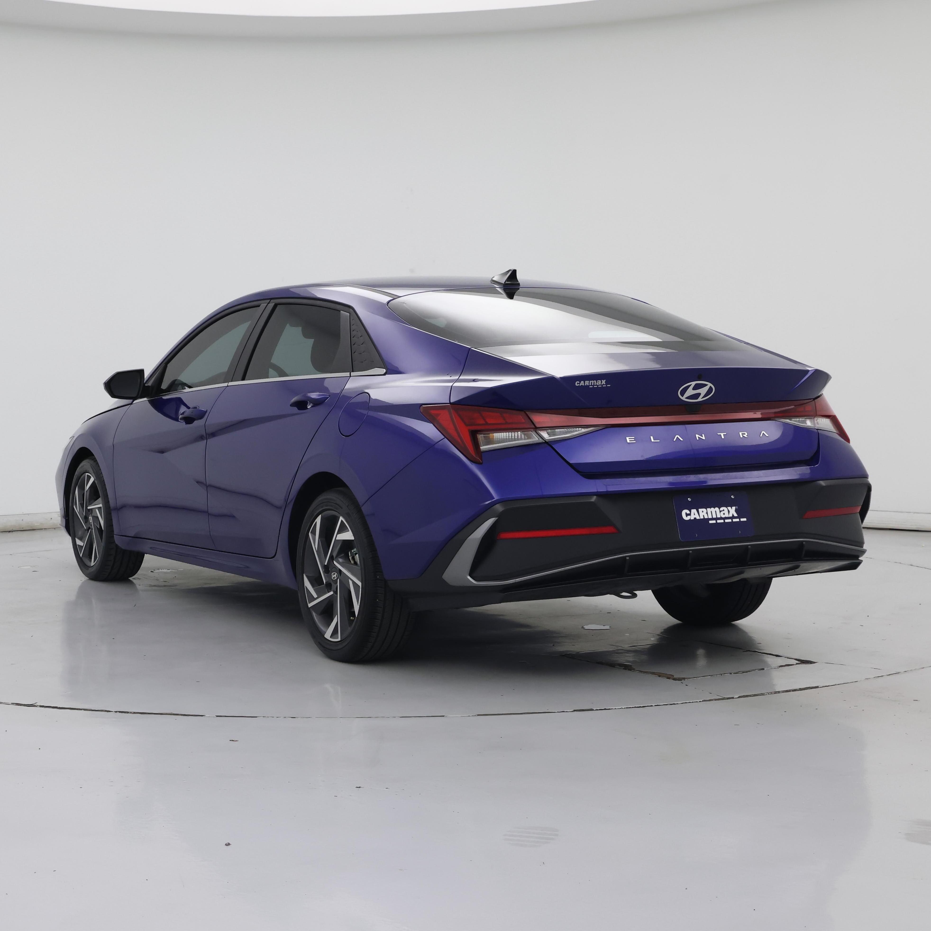 Thumbnail: 2025 Hyundai Elantra - 2