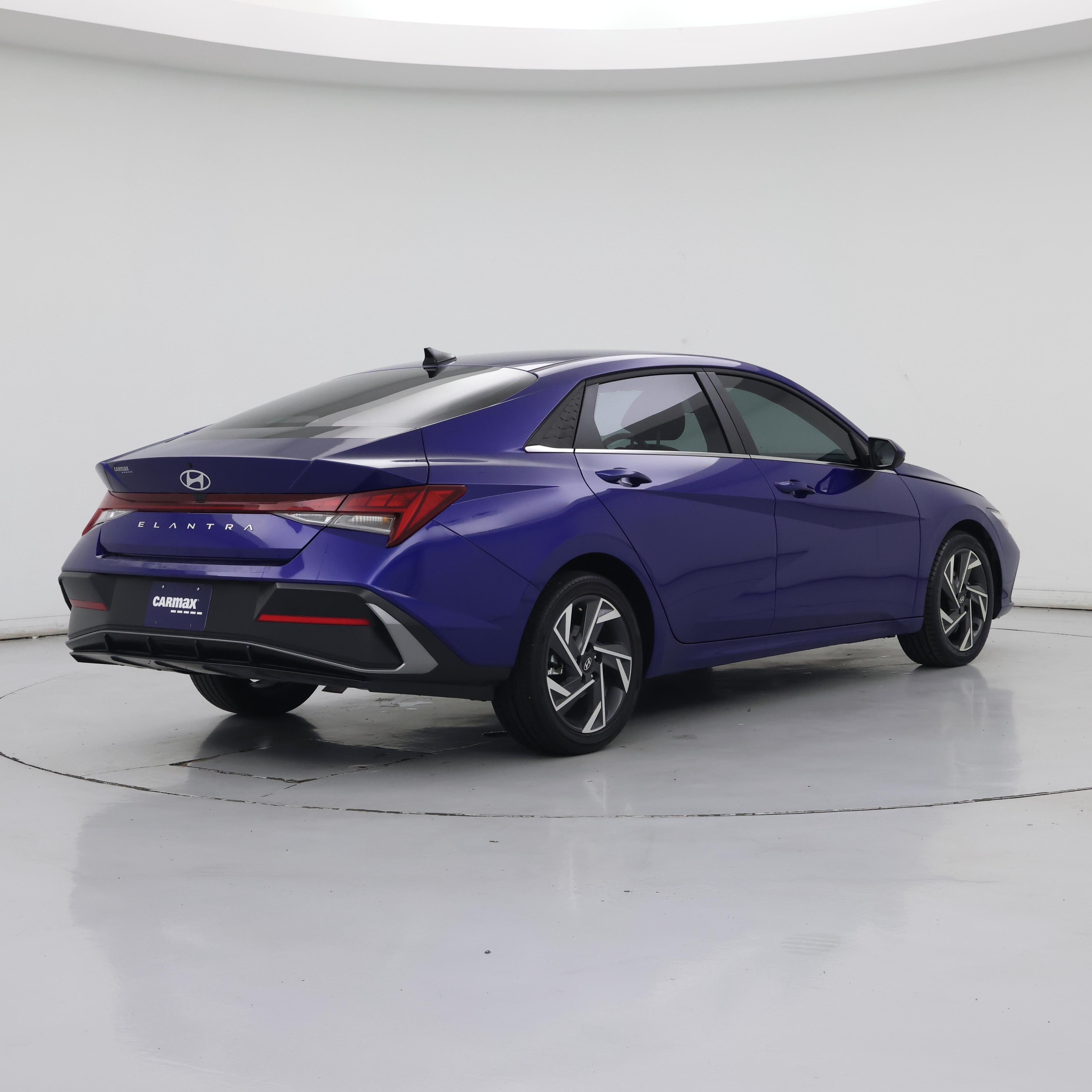 Thumbnail: 2025 Hyundai Elantra - 8