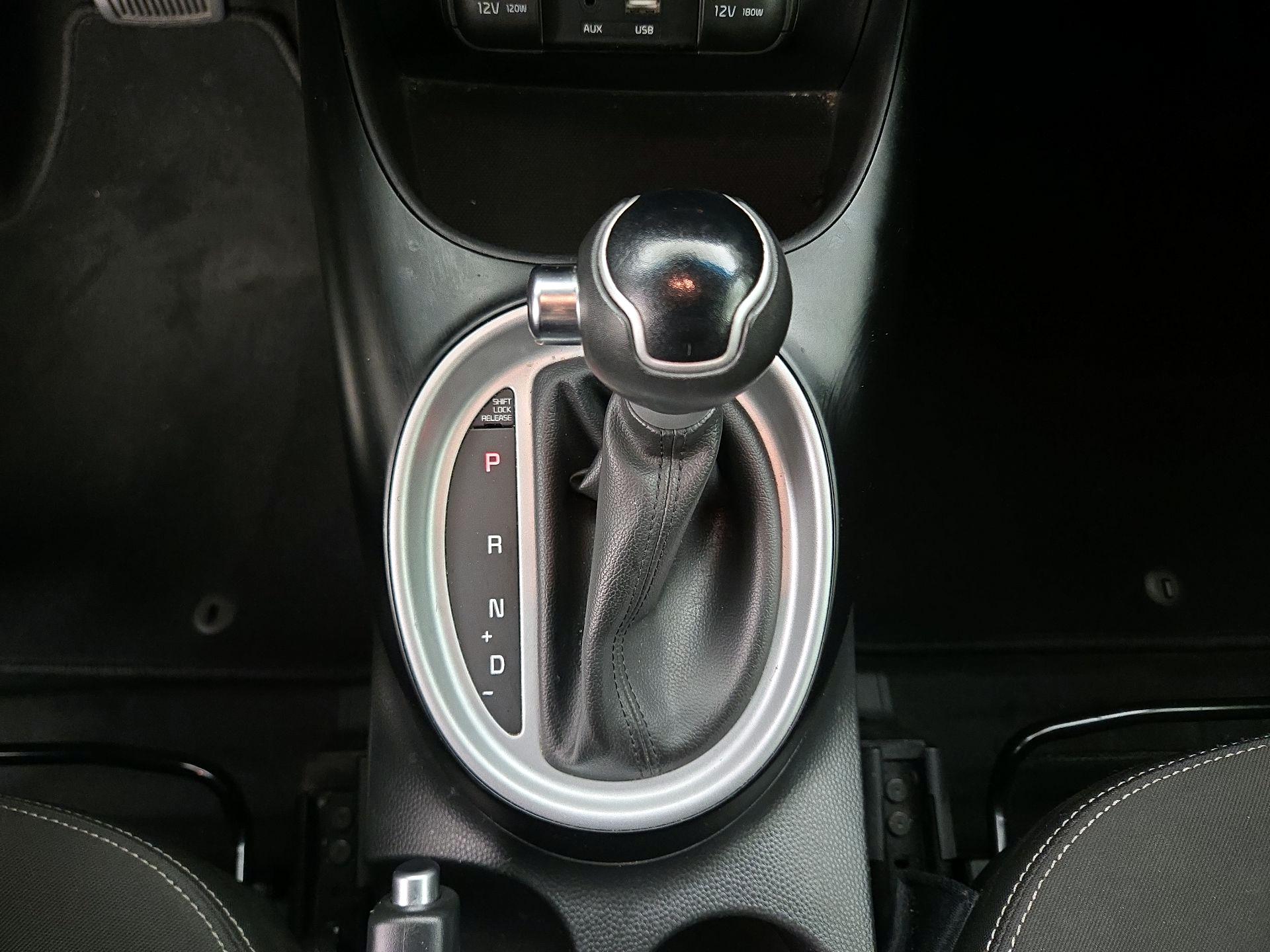 Thumbnail: 2017 Kia Soul - 16