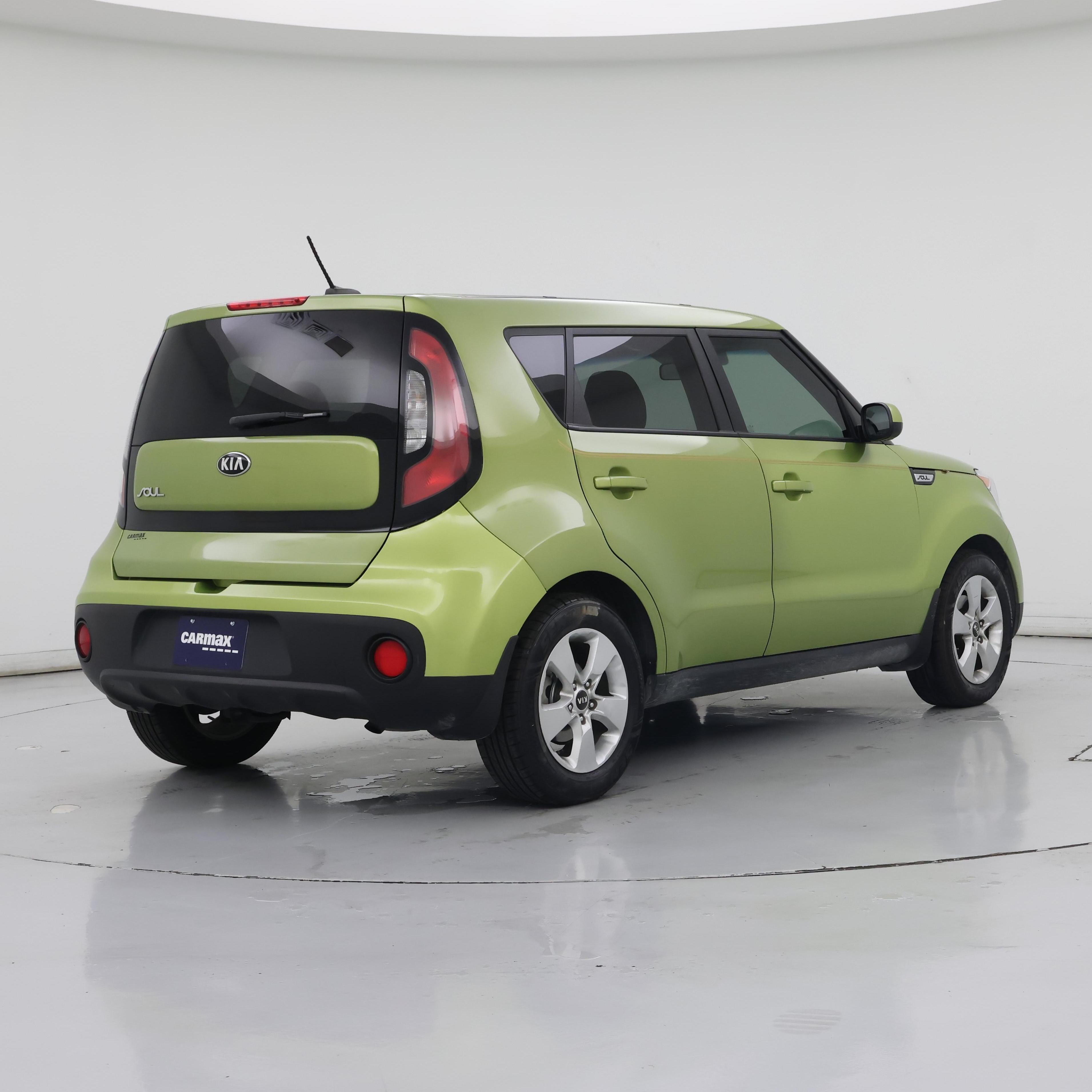 Thumbnail: 2017 Kia Soul - 8