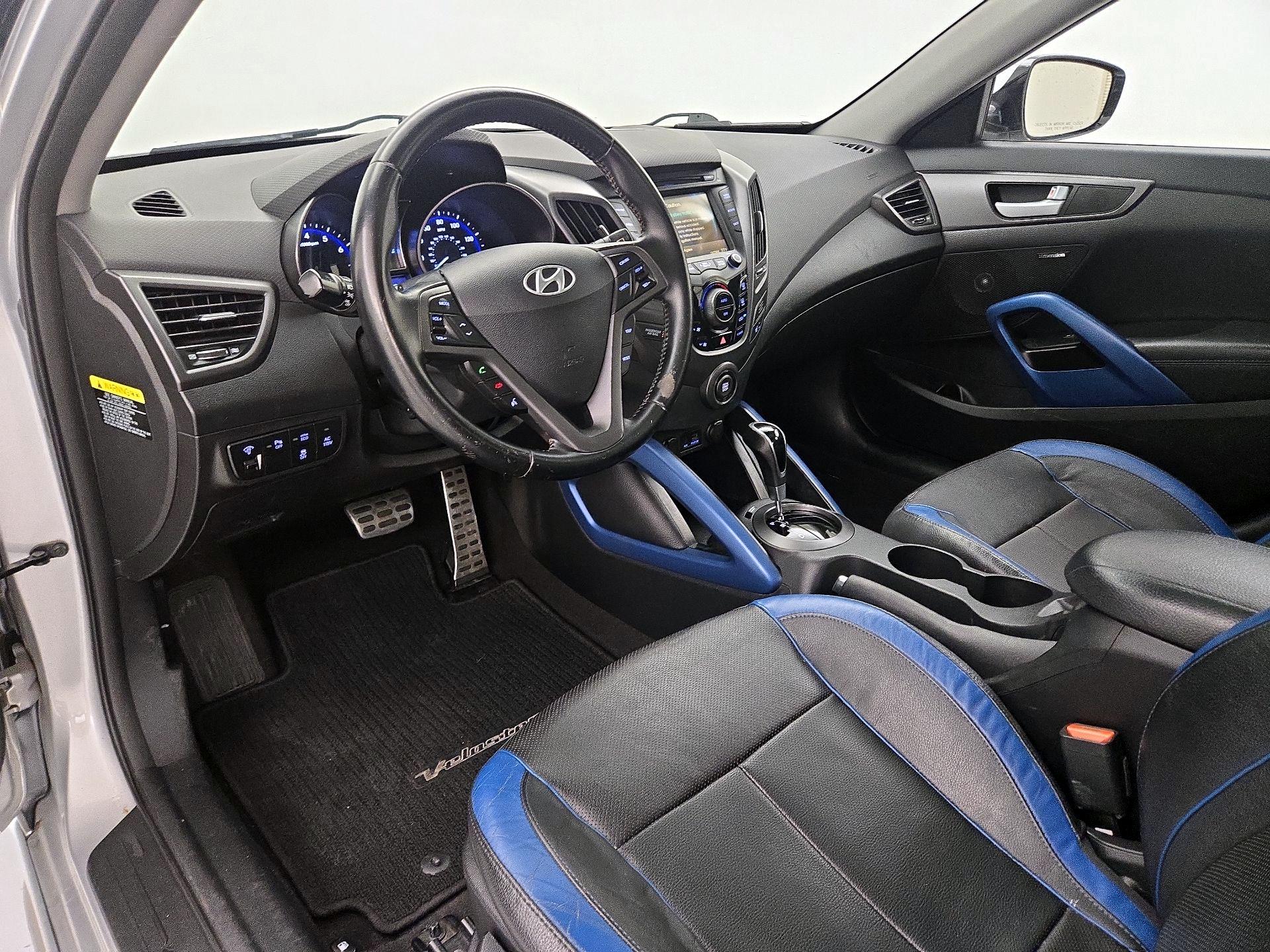 Thumbnail: 2014 Hyundai Veloster - 9