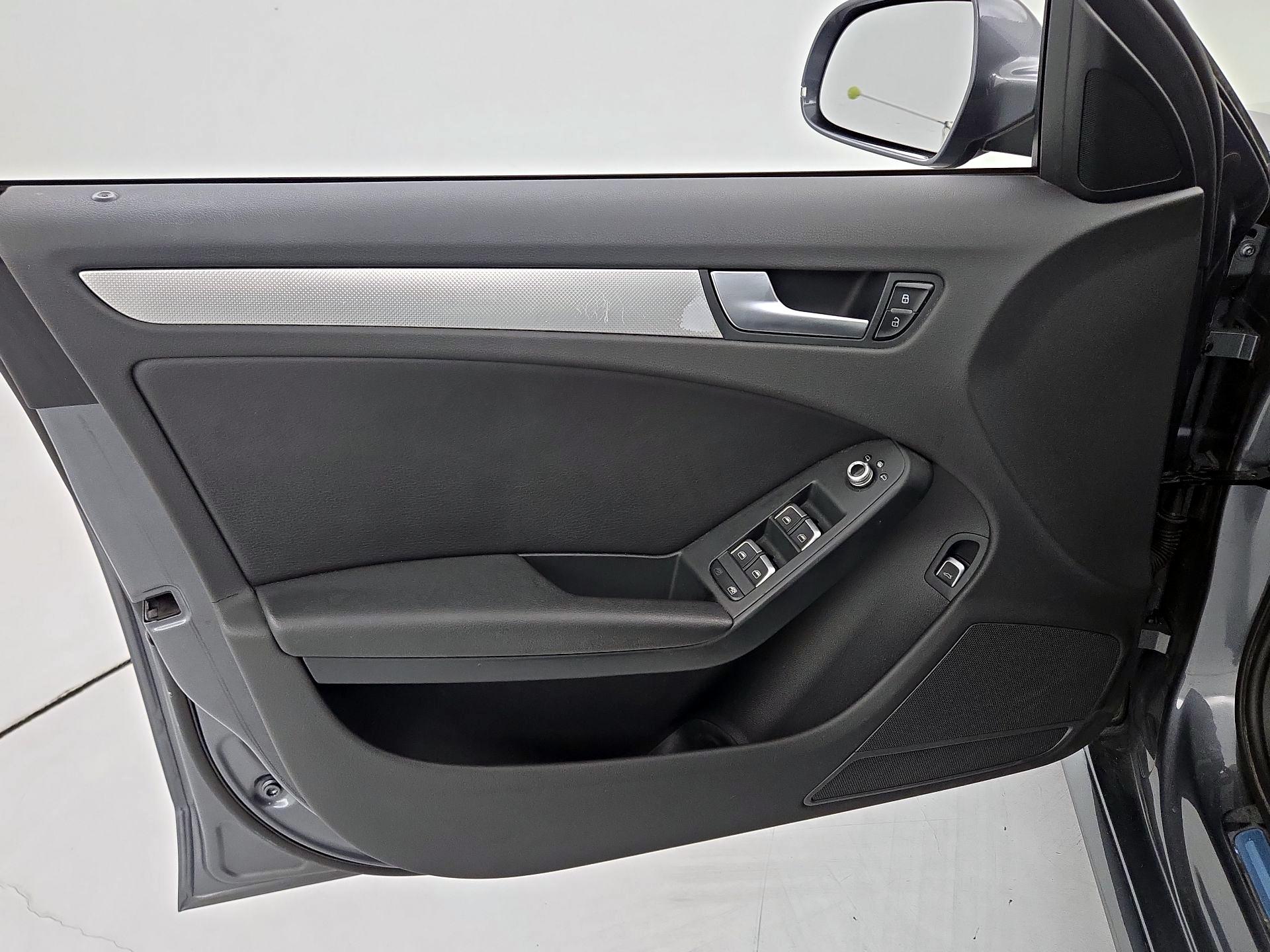 Thumbnail: 2016 Audi A4 - 12