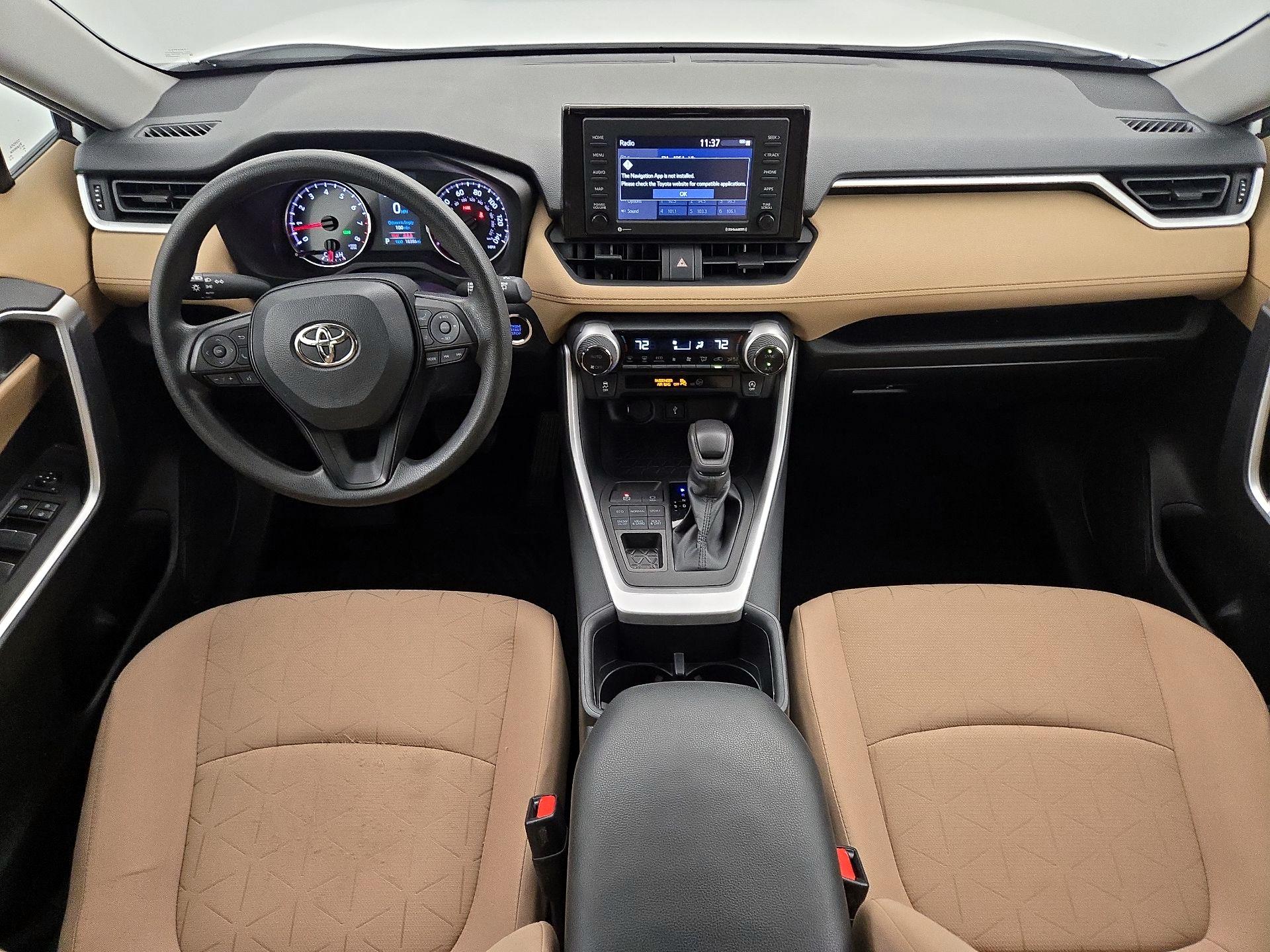 Thumbnail: 2022 Toyota RAV4 - 9