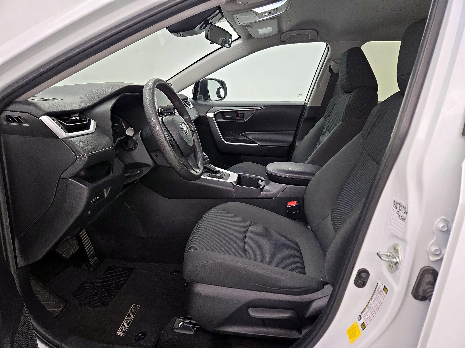 Thumbnail: 2024 Toyota RAV4 - 11