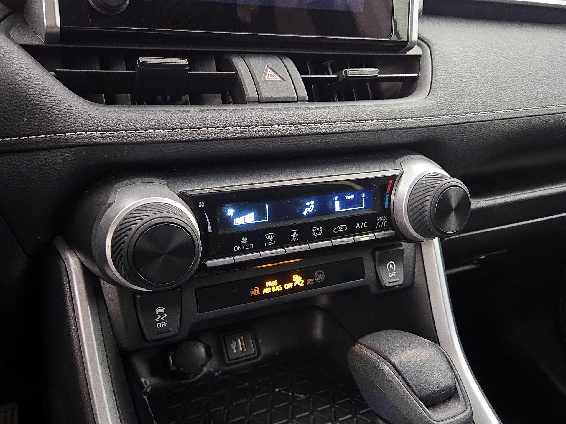 Thumbnail: 2024 Toyota RAV4 - 16