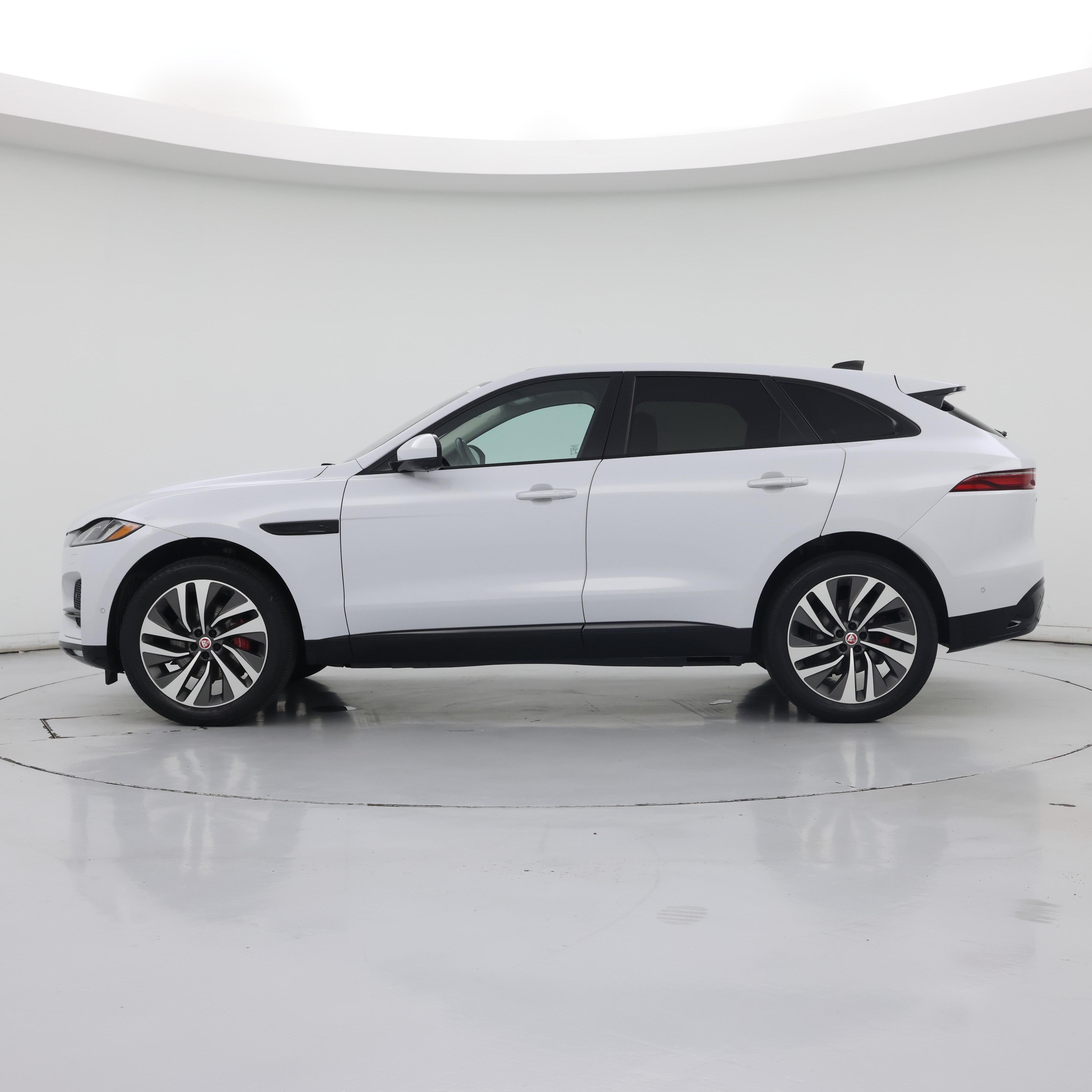 Thumbnail: 2021 Jaguar F-Pace - 3