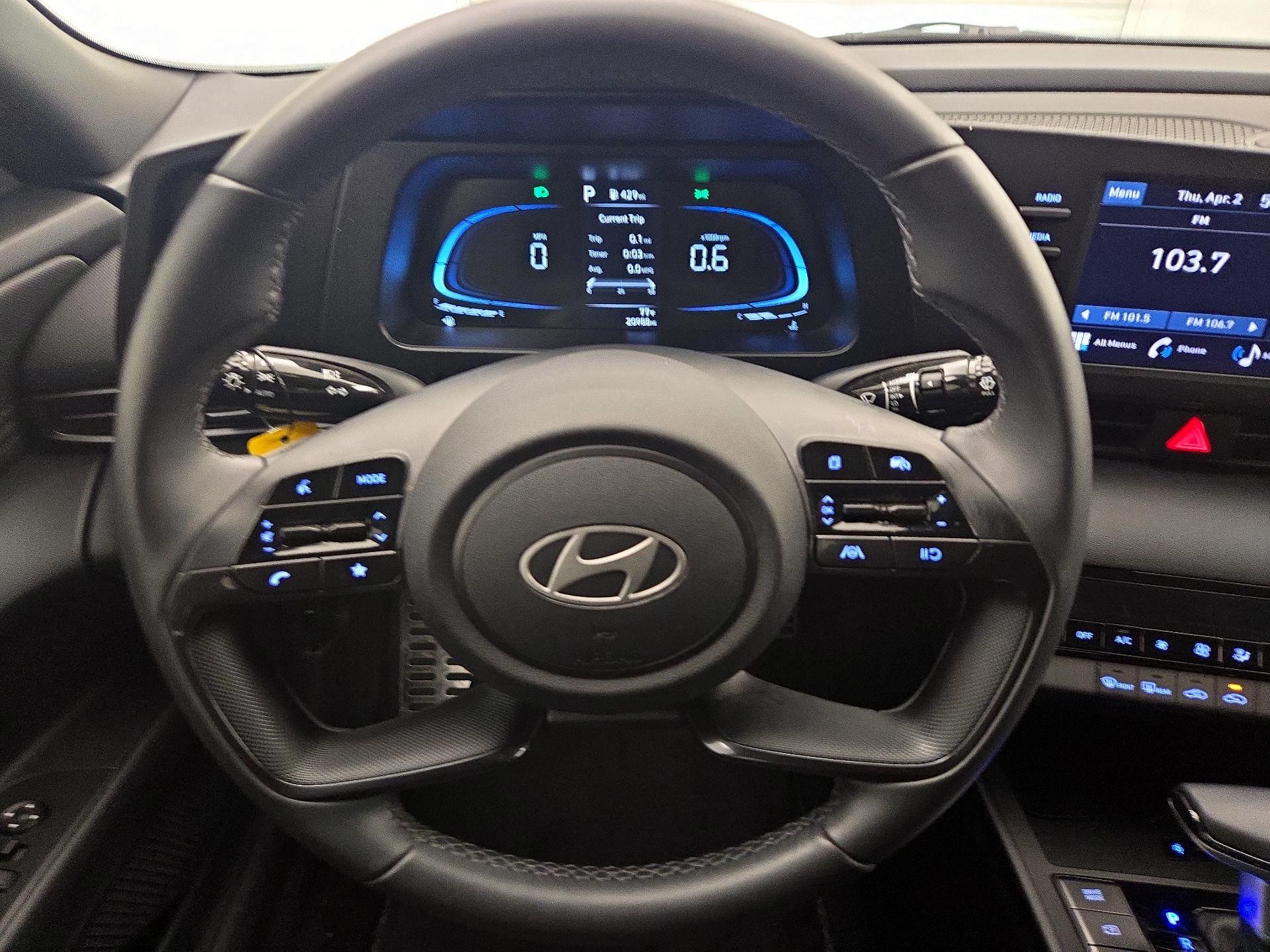 Thumbnail: 2025 Hyundai Elantra - 10