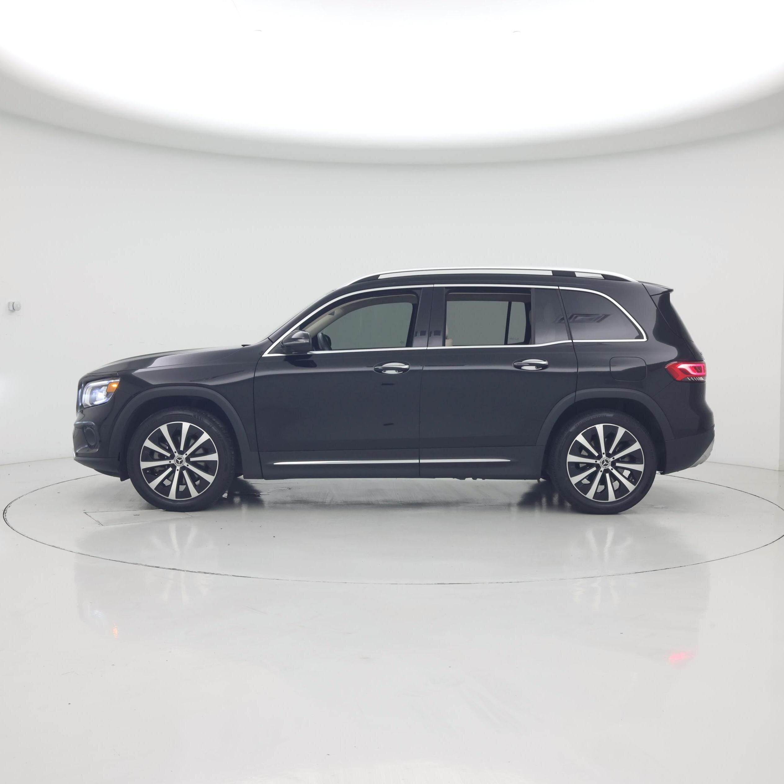 Thumbnail: 2023 Mercedes-Benz GLB - 3