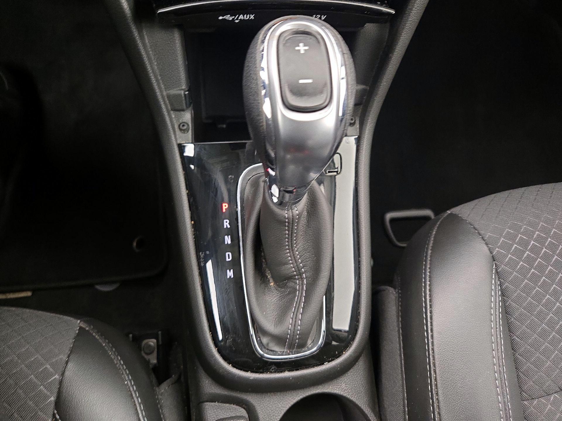 Thumbnail: 2021 Buick Encore - 17