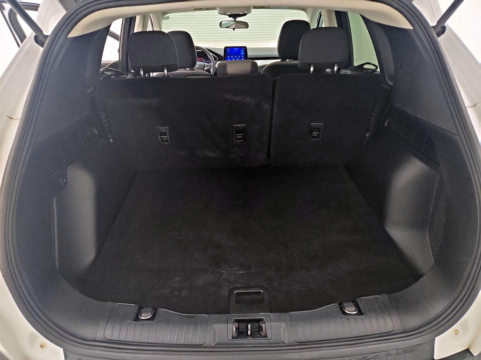 Thumbnail: 2022 Ford Escape - 20