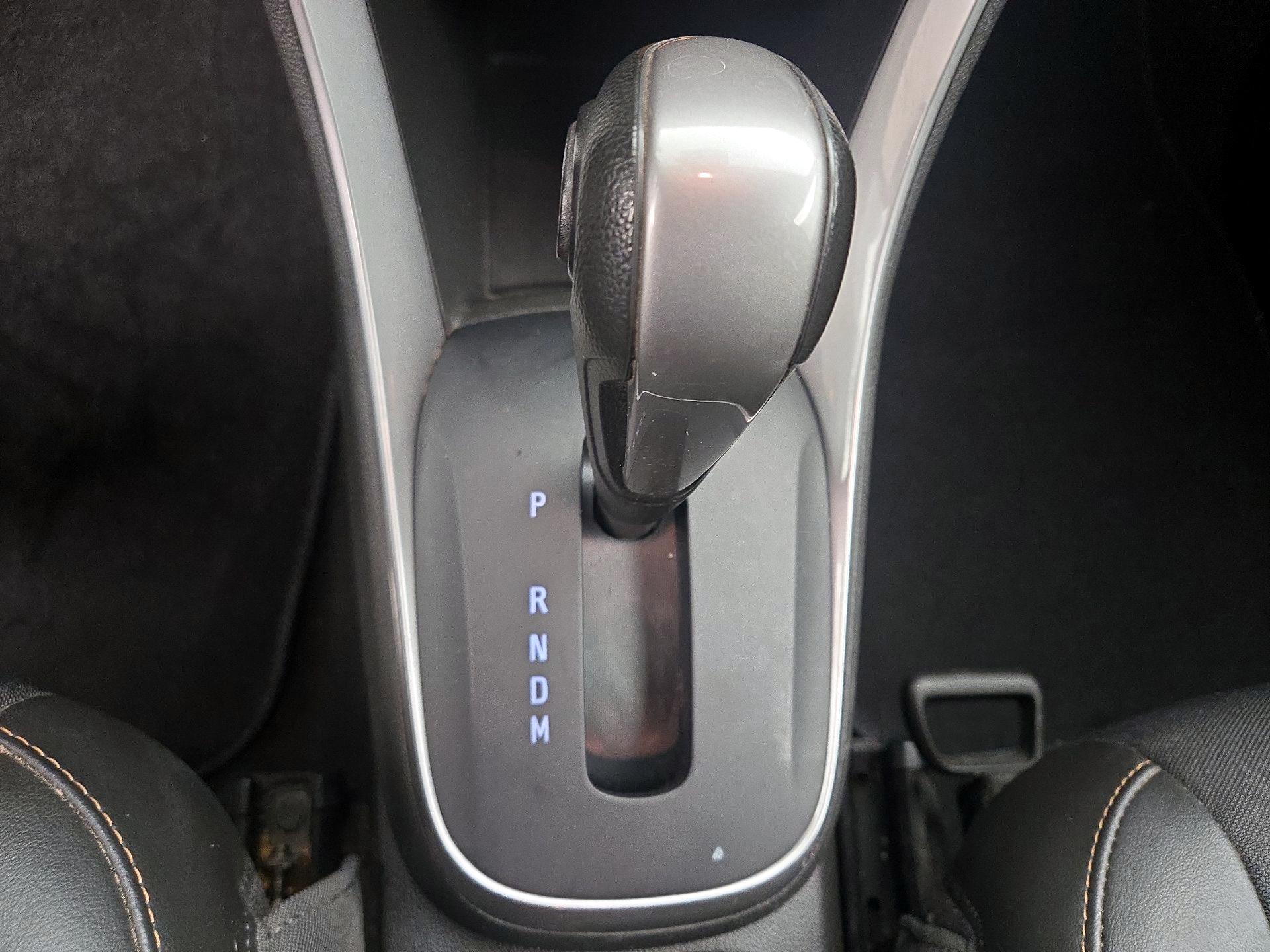 Thumbnail: 2022 Chevrolet Trax - 17