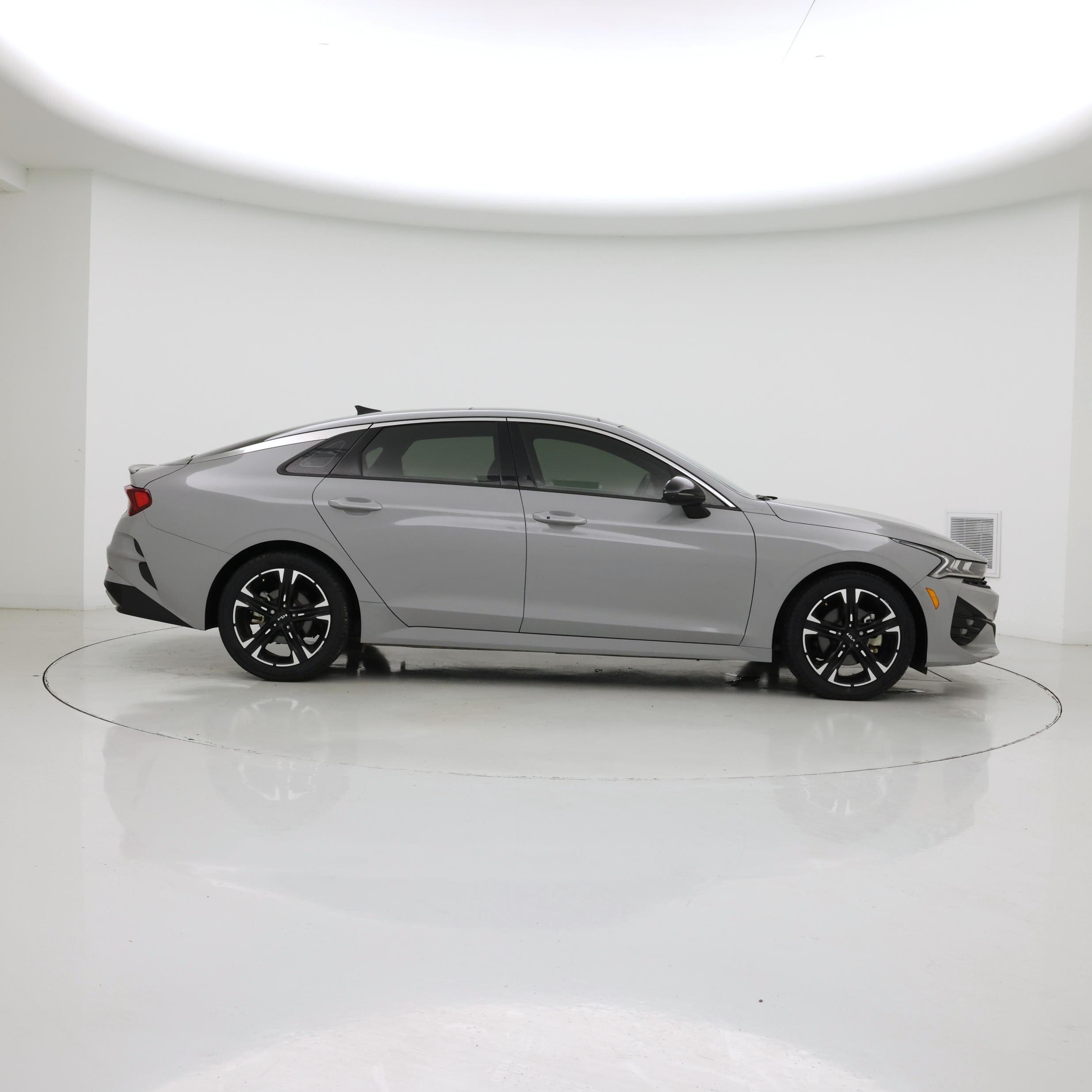 Thumbnail: 2023 Kia K5 - 7
