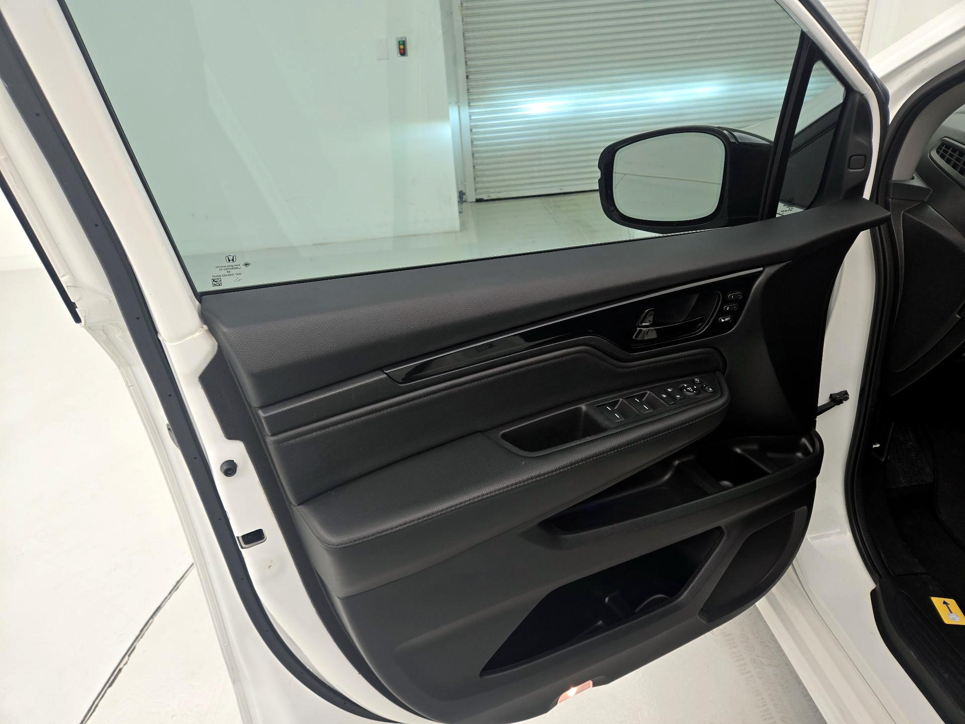 Thumbnail: 2022 Honda Odyssey - 12