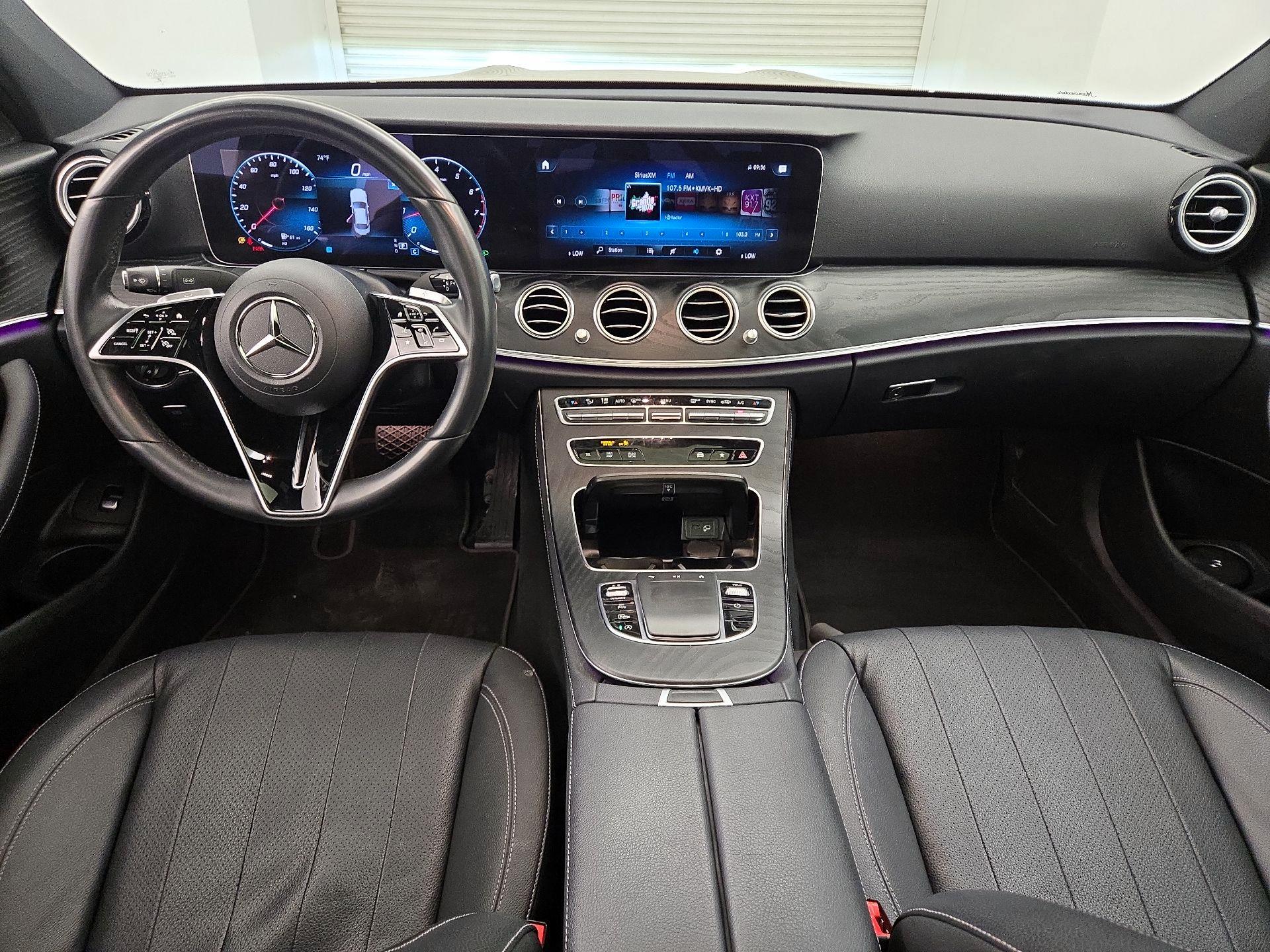 Thumbnail: 2022 Mercedes-Benz E-Class - 9