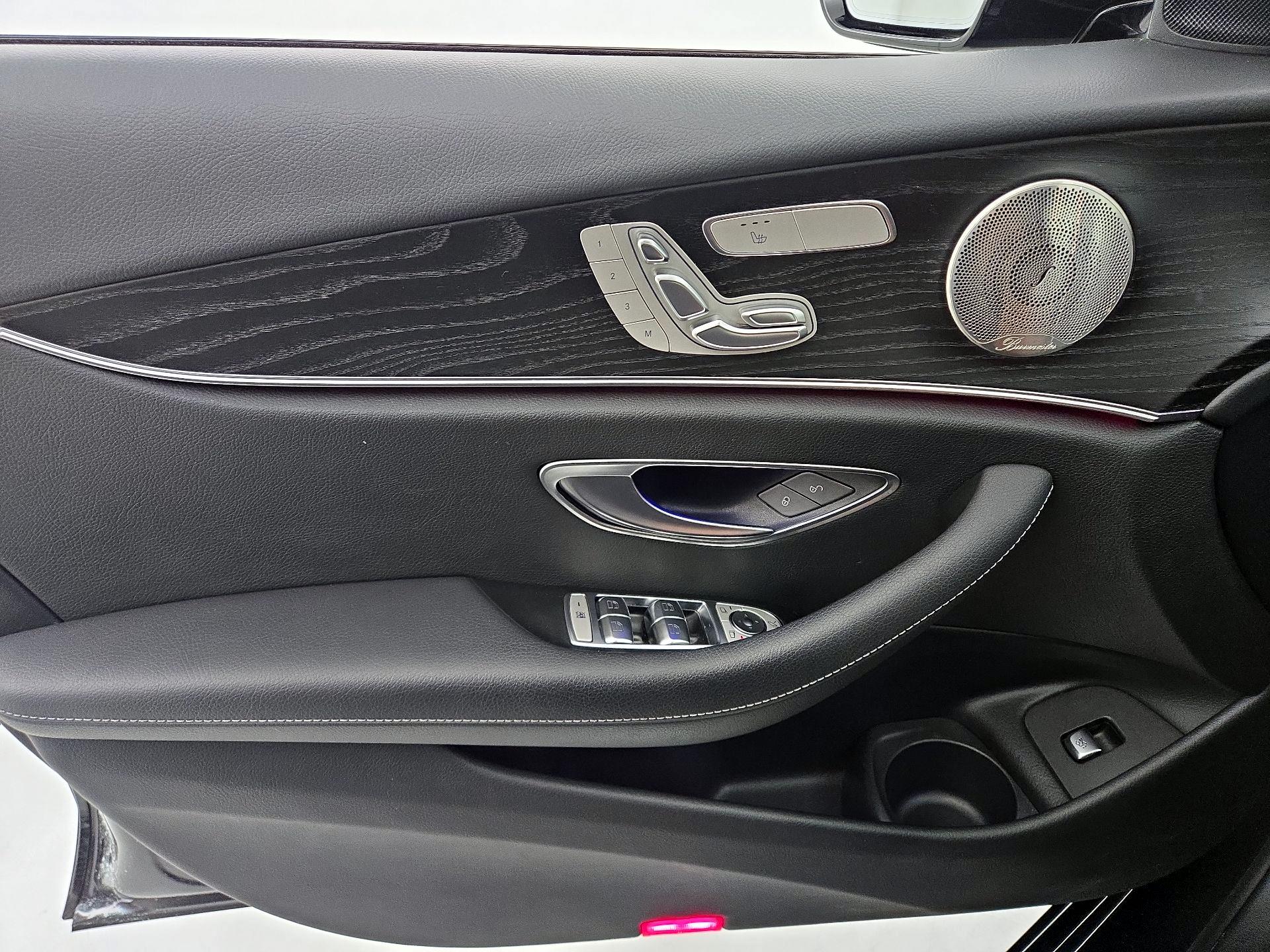 Thumbnail: 2022 Mercedes-Benz E-Class - 12