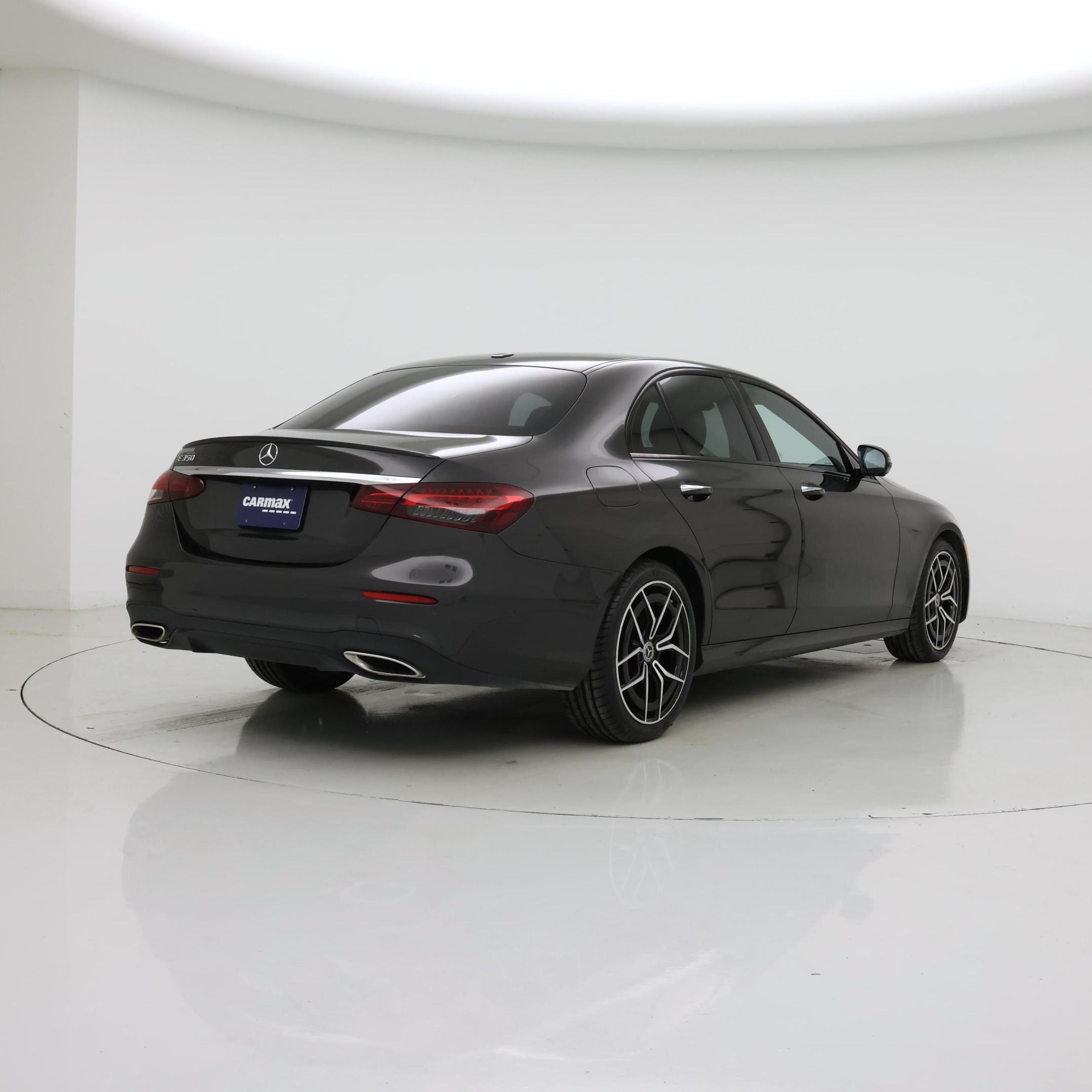 Thumbnail: 2022 Mercedes-Benz E-Class - 8
