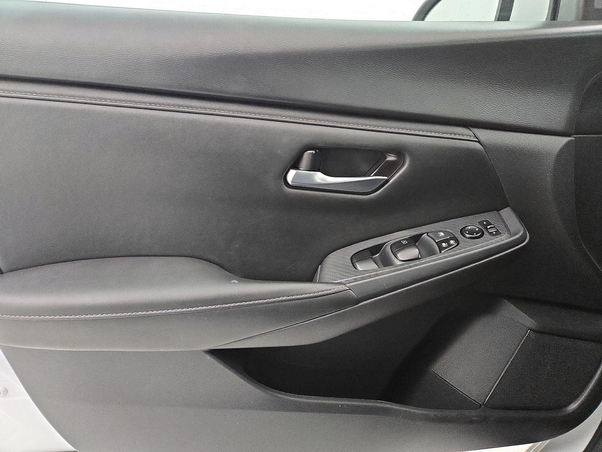 Thumbnail: 2024 Nissan Sentra - 12