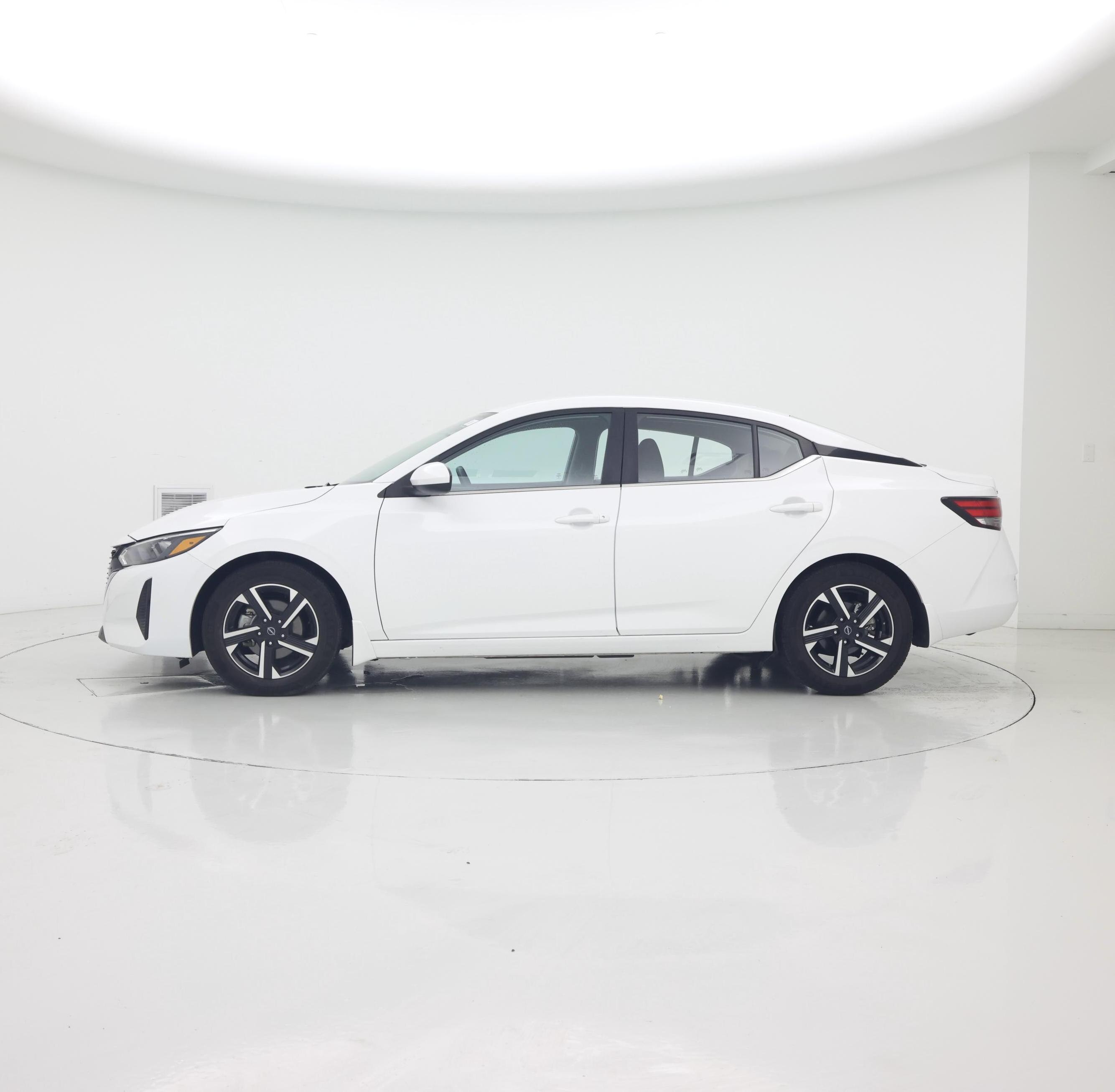 Thumbnail: 2024 Nissan Sentra - 3