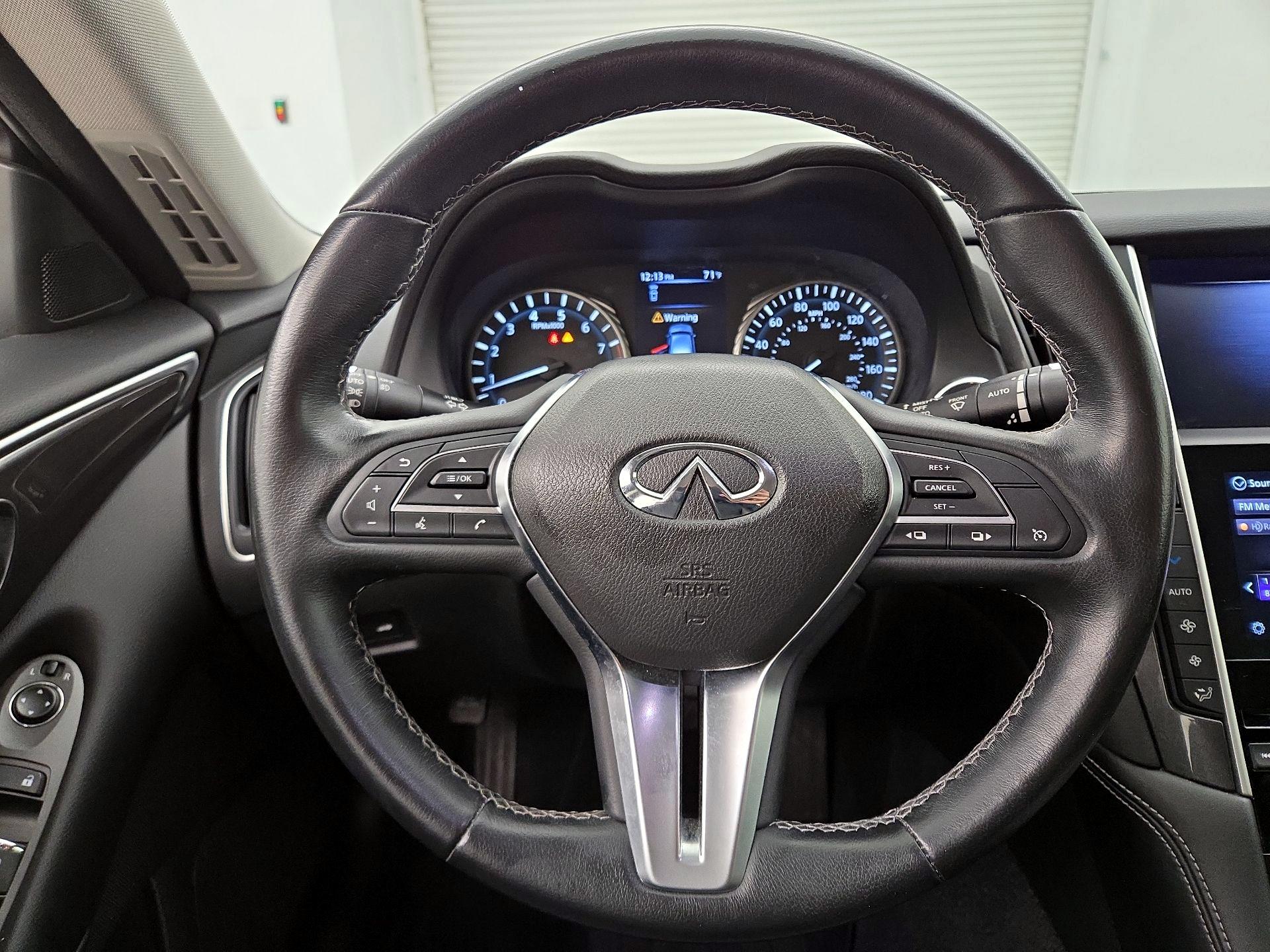 Thumbnail: 2021 INFINITI Q50 - 10