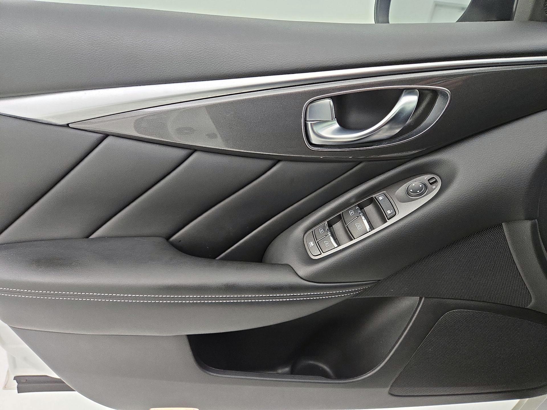 Thumbnail: 2021 INFINITI Q50 - 12