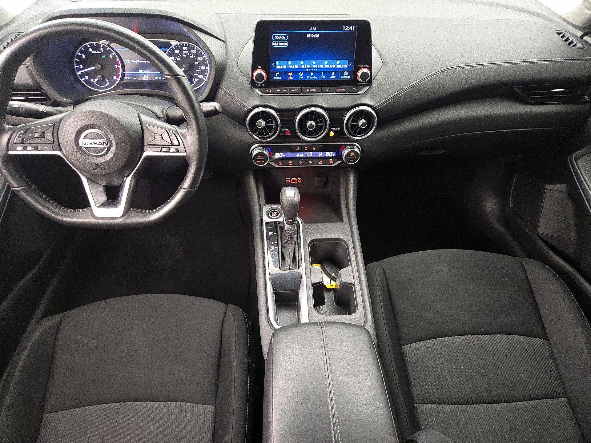Thumbnail: 2023 Nissan Sentra - 9