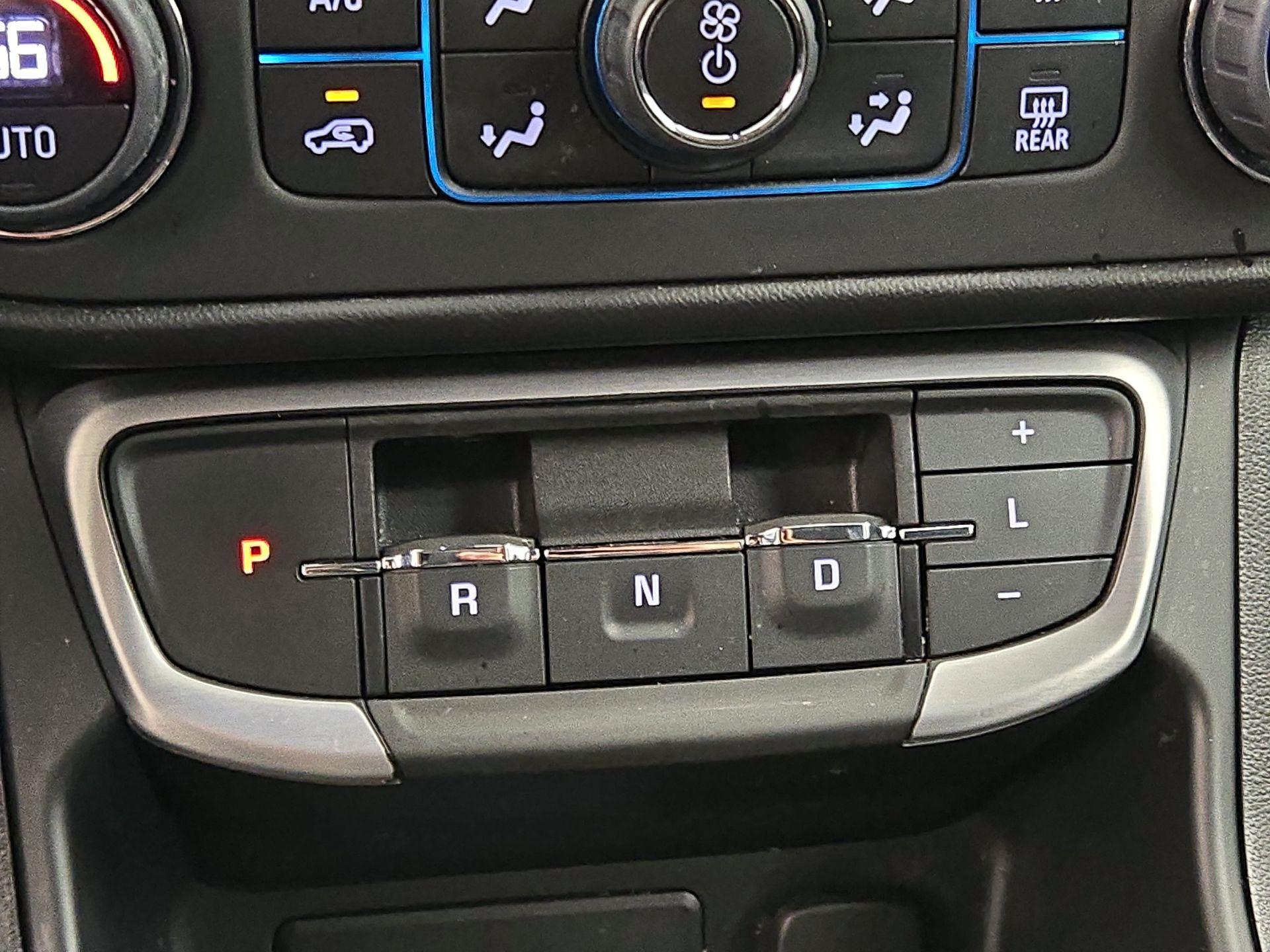 Thumbnail: 2024 GMC Terrain - 17