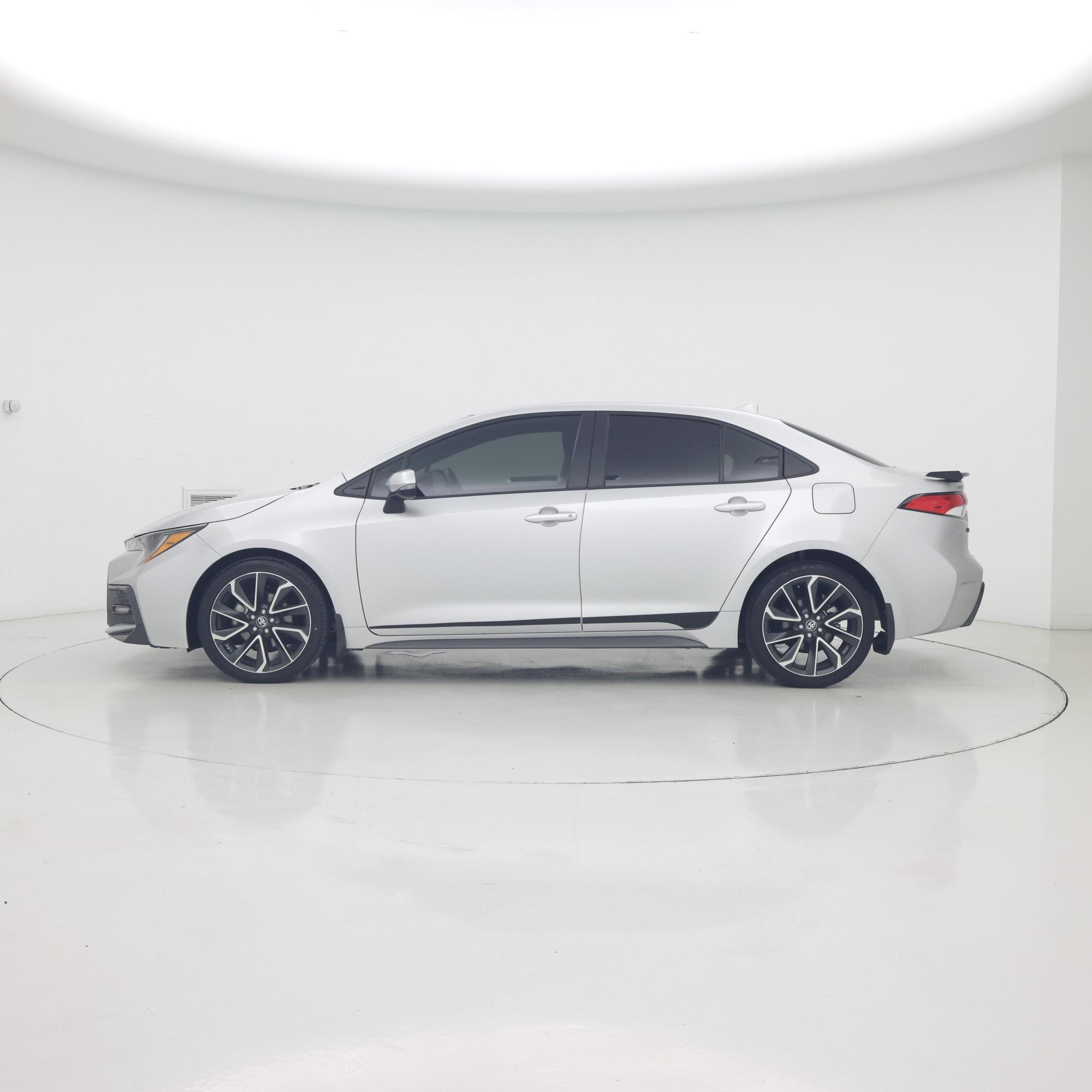 Thumbnail: 2022 Toyota Corolla - 3