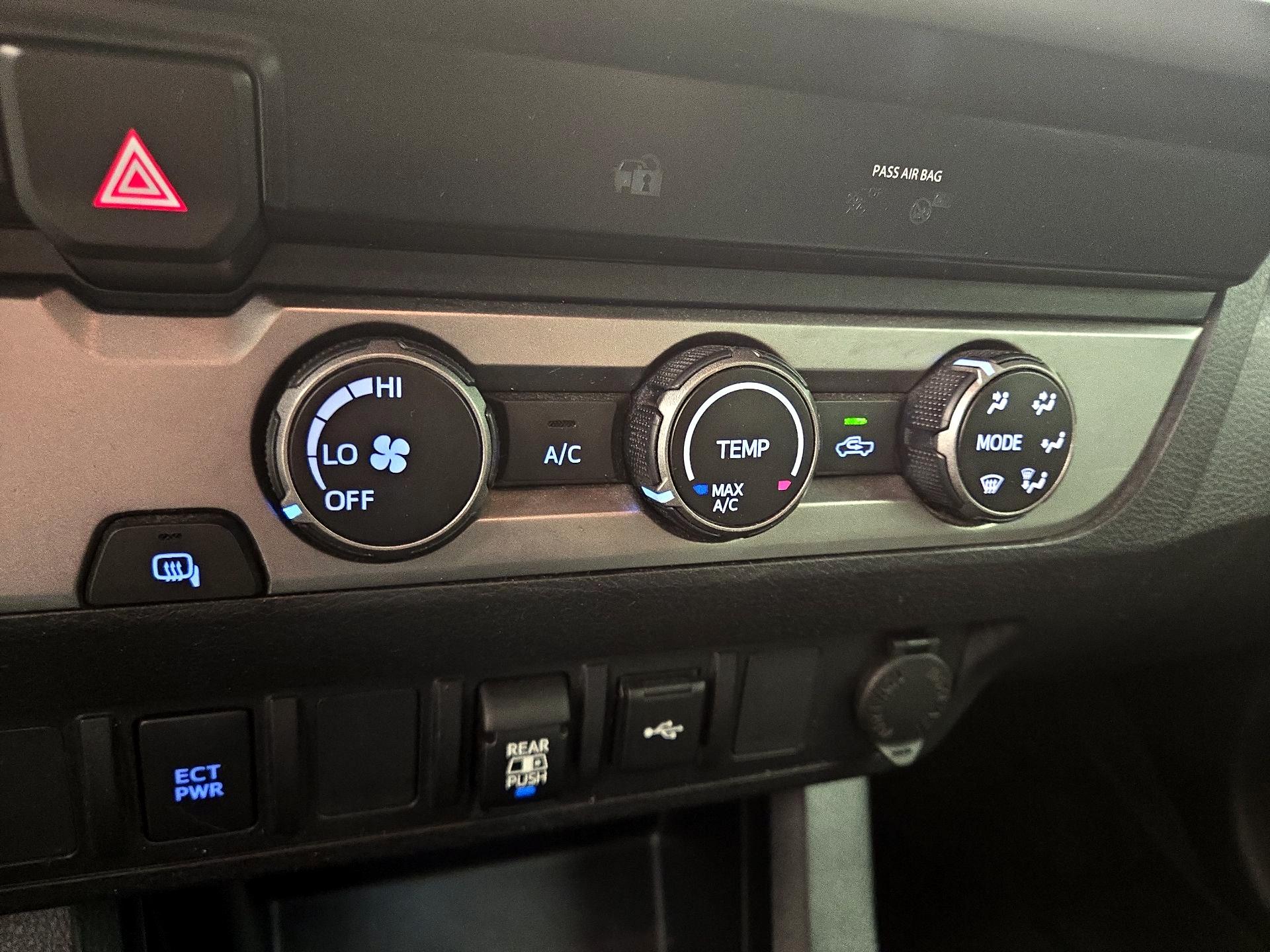 Thumbnail: 2020 Toyota Tacoma - 15