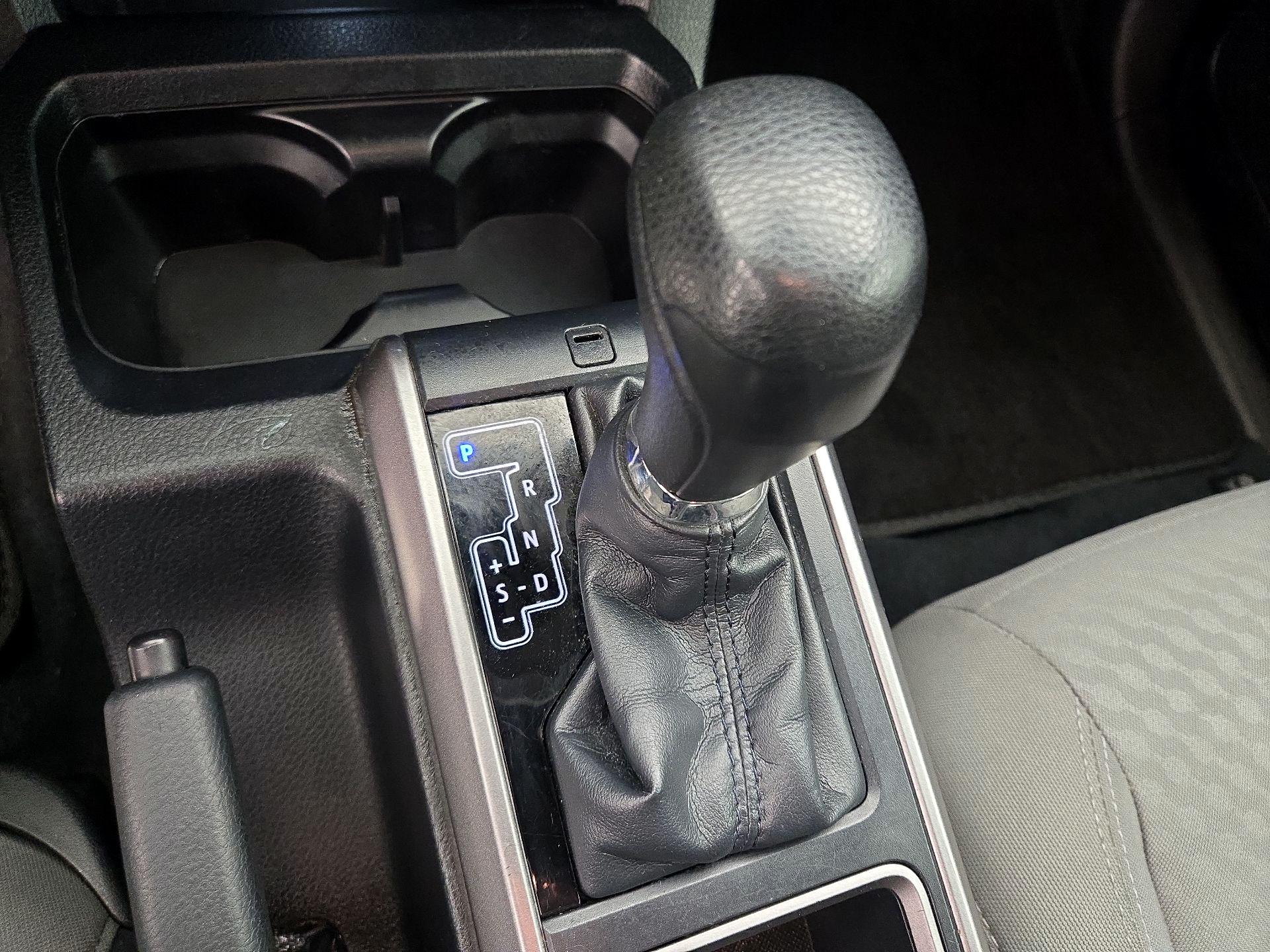 Thumbnail: 2020 Toyota Tacoma - 16