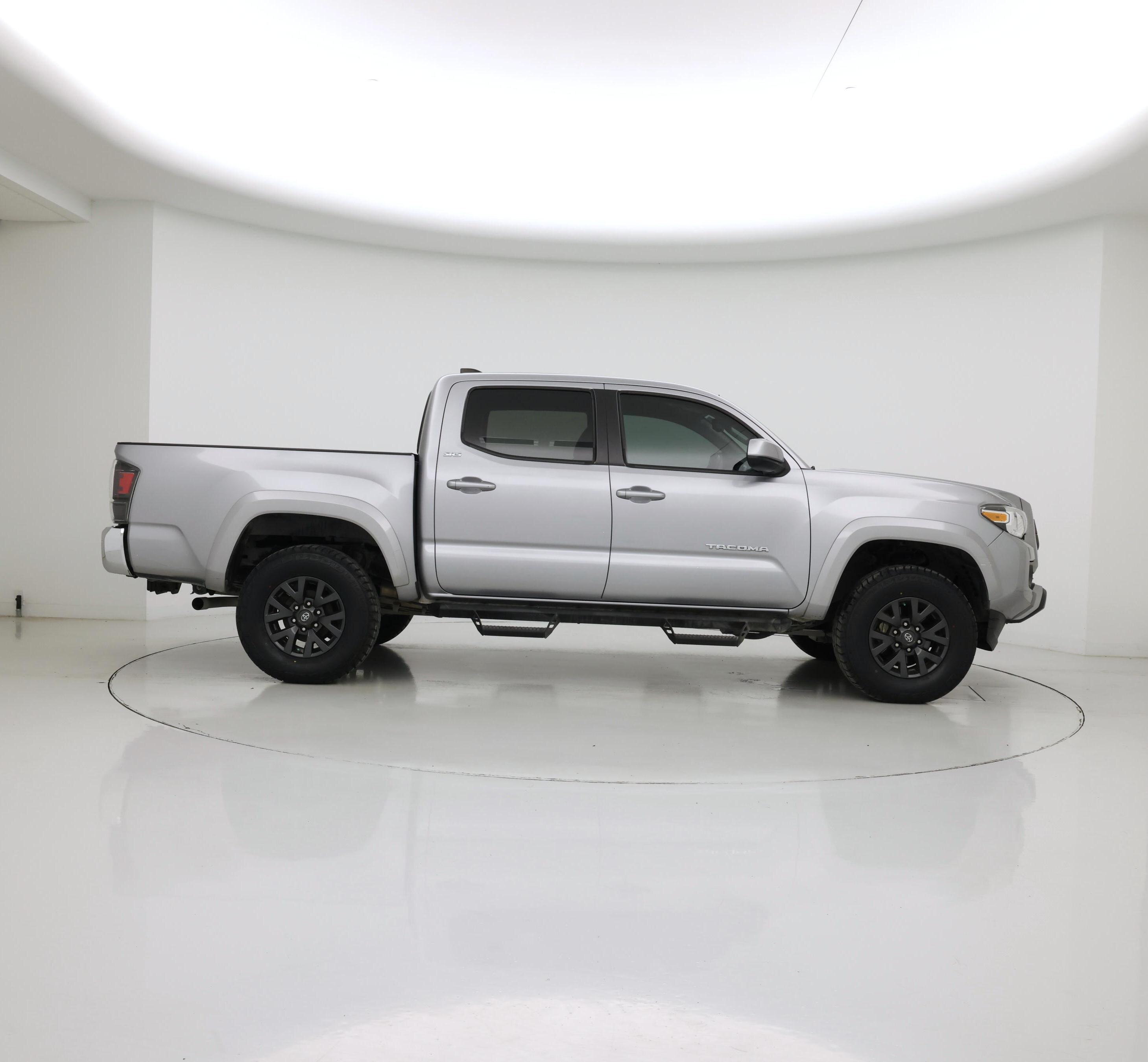 Thumbnail: 2020 Toyota Tacoma - 7