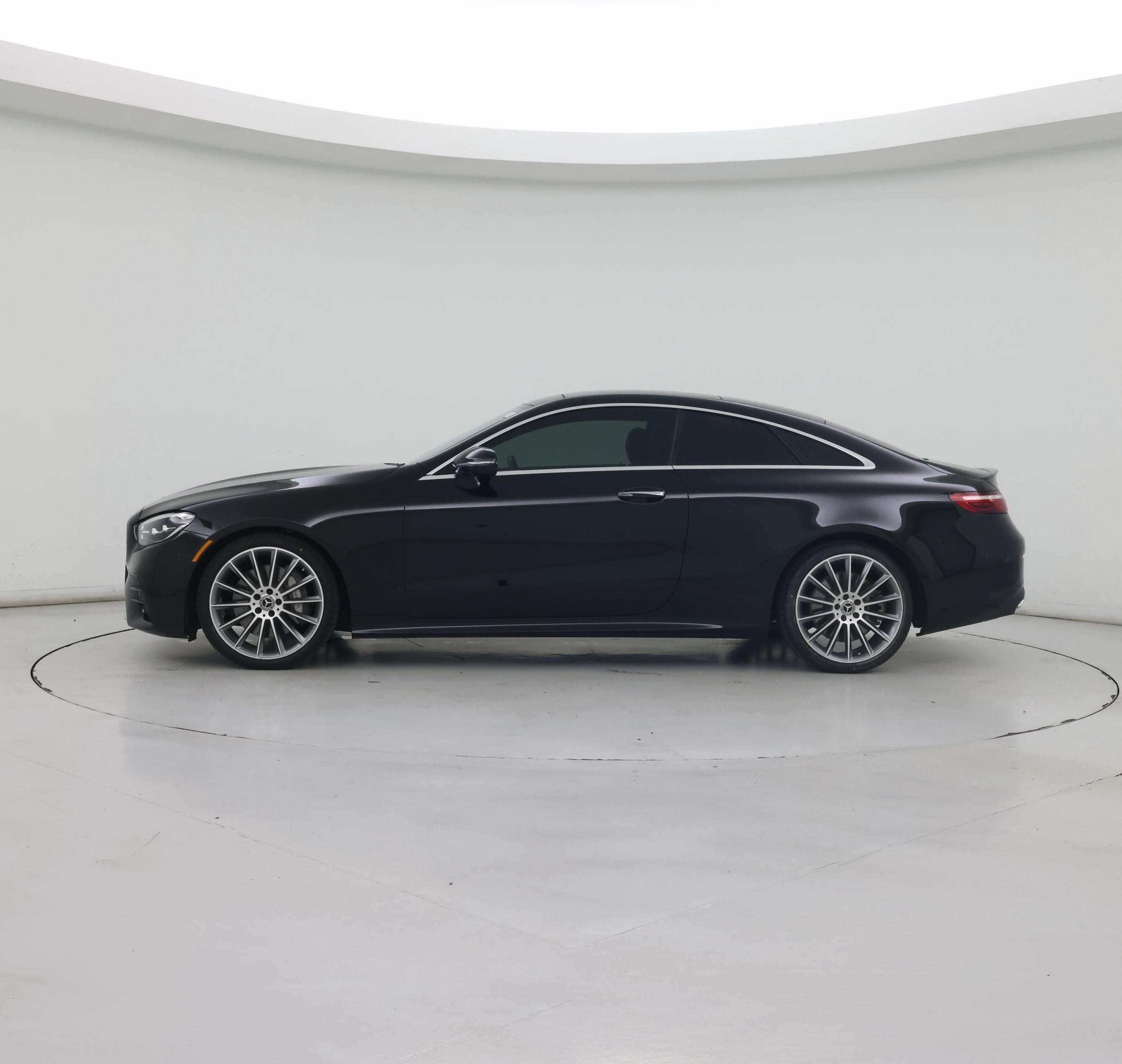 Thumbnail: 2022 Mercedes-Benz E-Class - 3