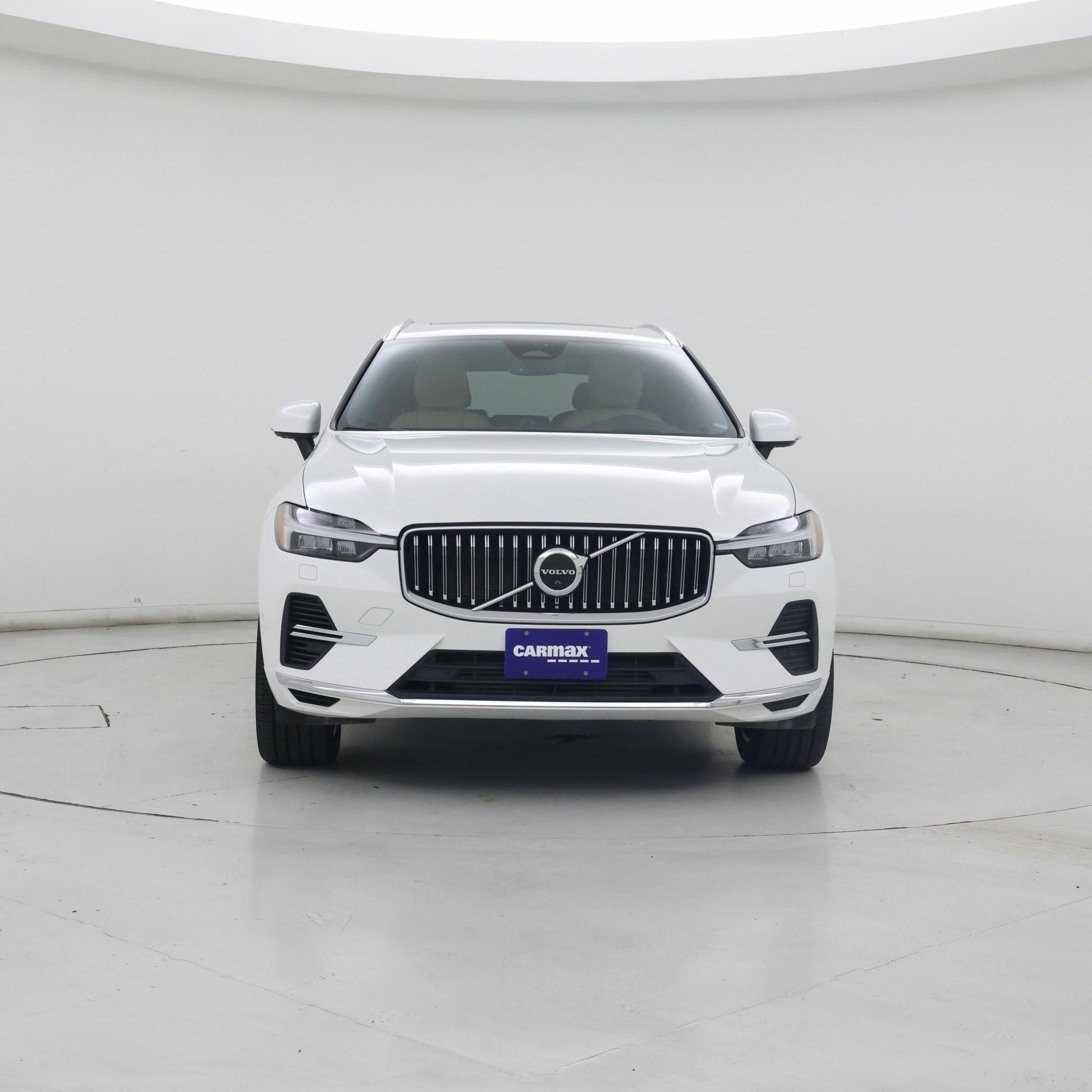 Thumbnail: 2022 Volvo XC60 - 5
