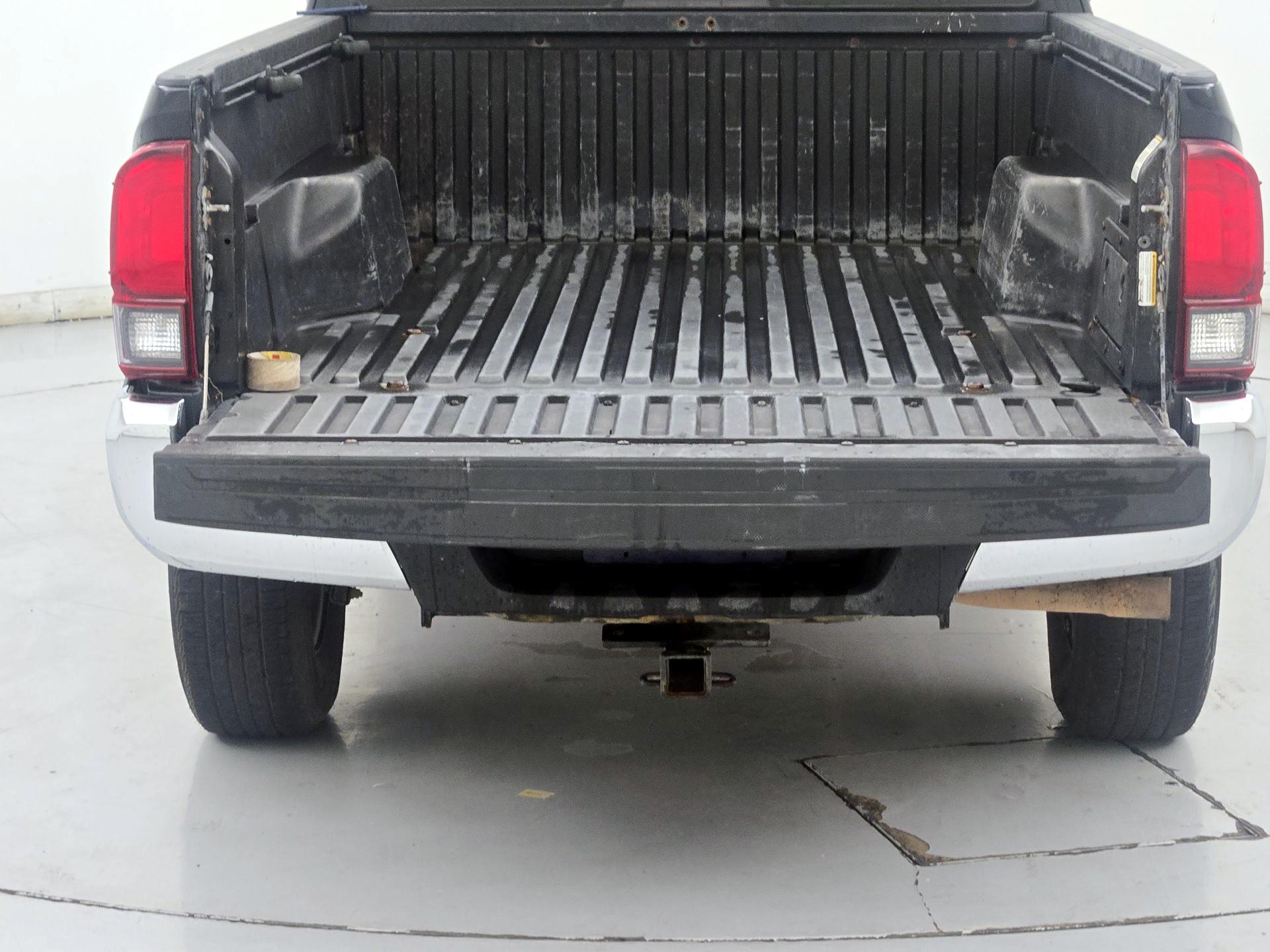 Thumbnail: 2021 Toyota Tacoma - 20