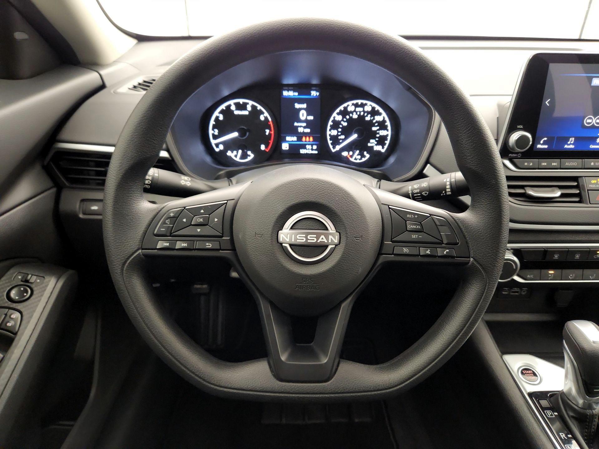 Thumbnail: 2025 Nissan Altima - 10