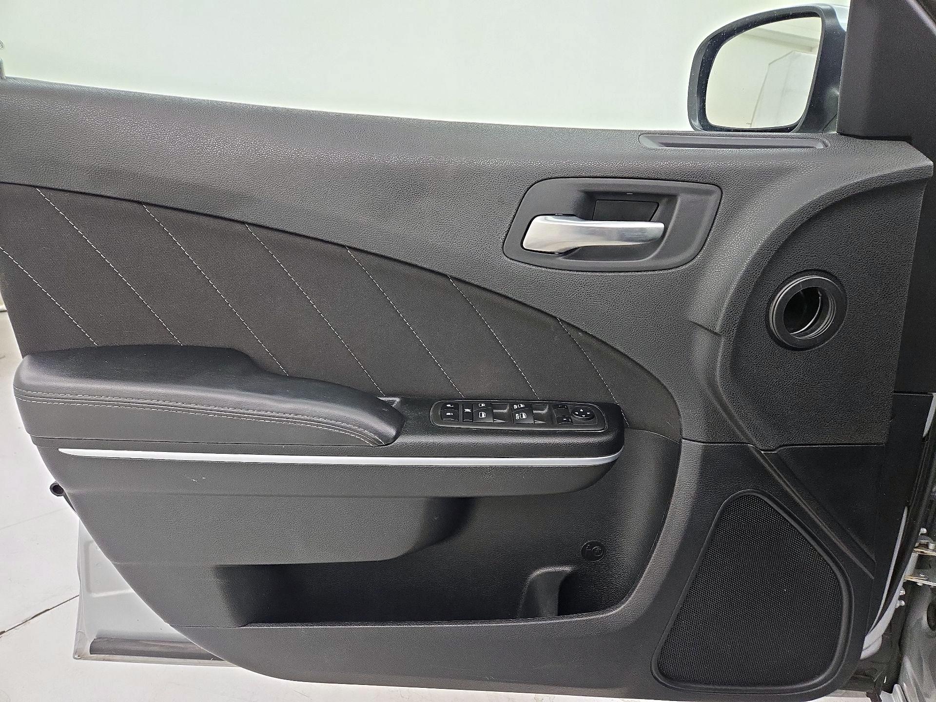 Thumbnail: 2022 Dodge Charger - 12