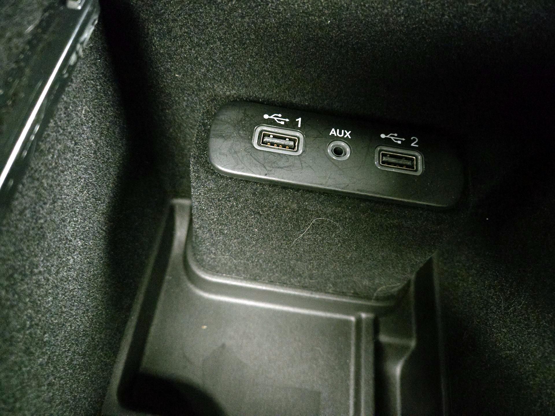 Thumbnail: 2022 Dodge Charger - 18