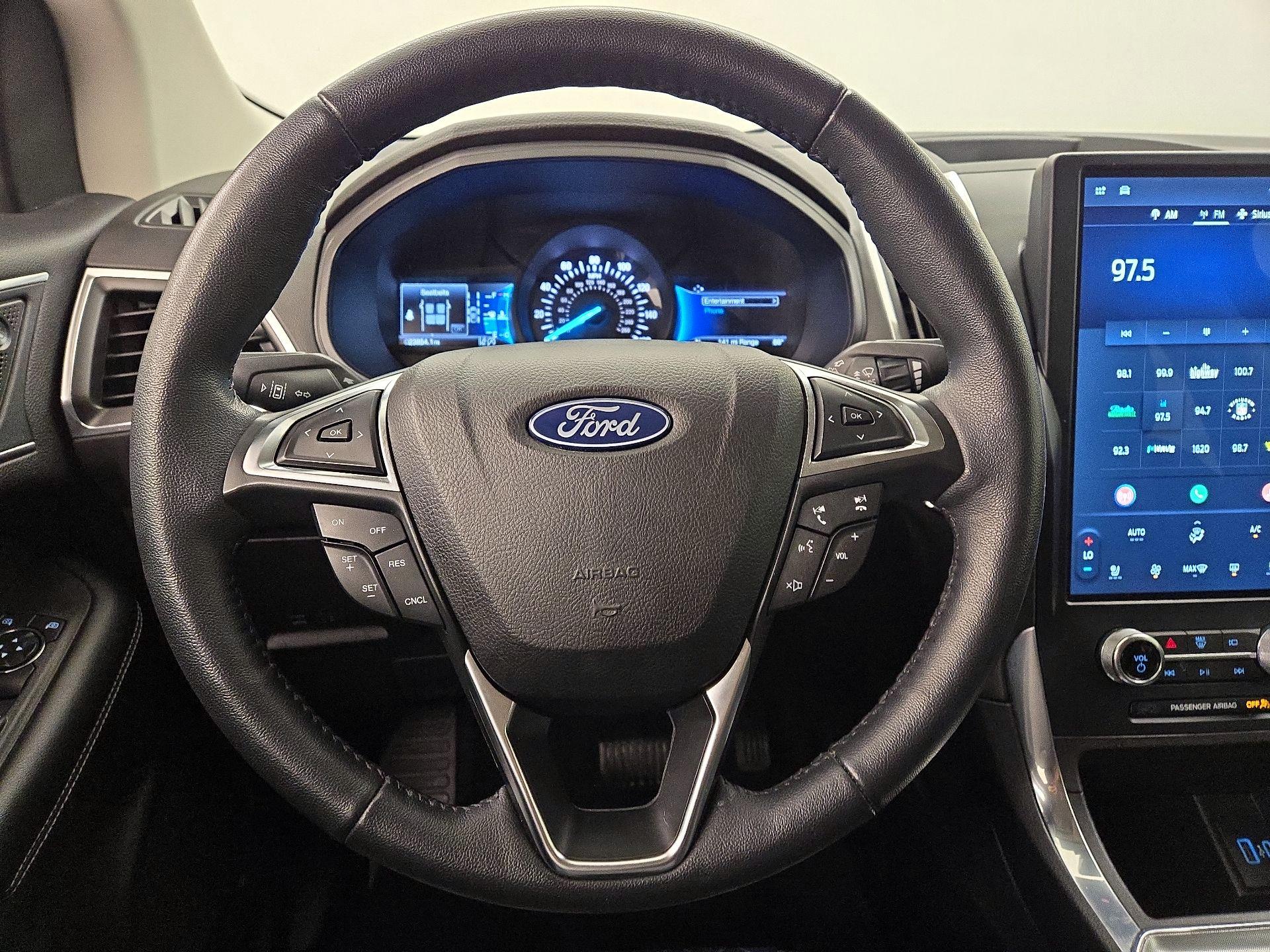 Thumbnail: 2023 Ford Edge - 10