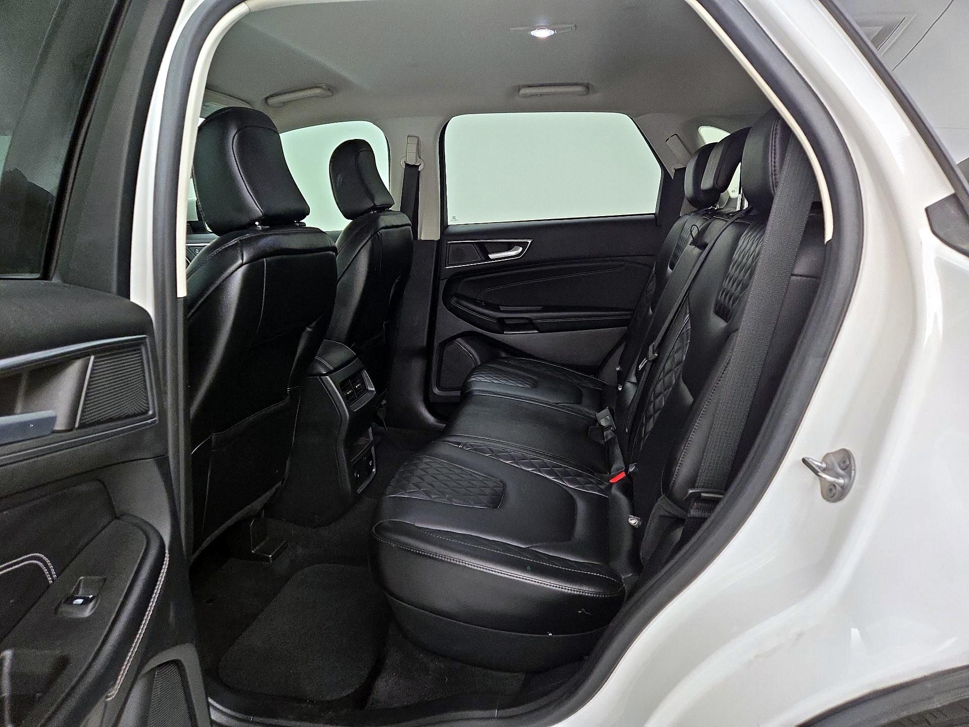 Thumbnail: 2023 Ford Edge - 19