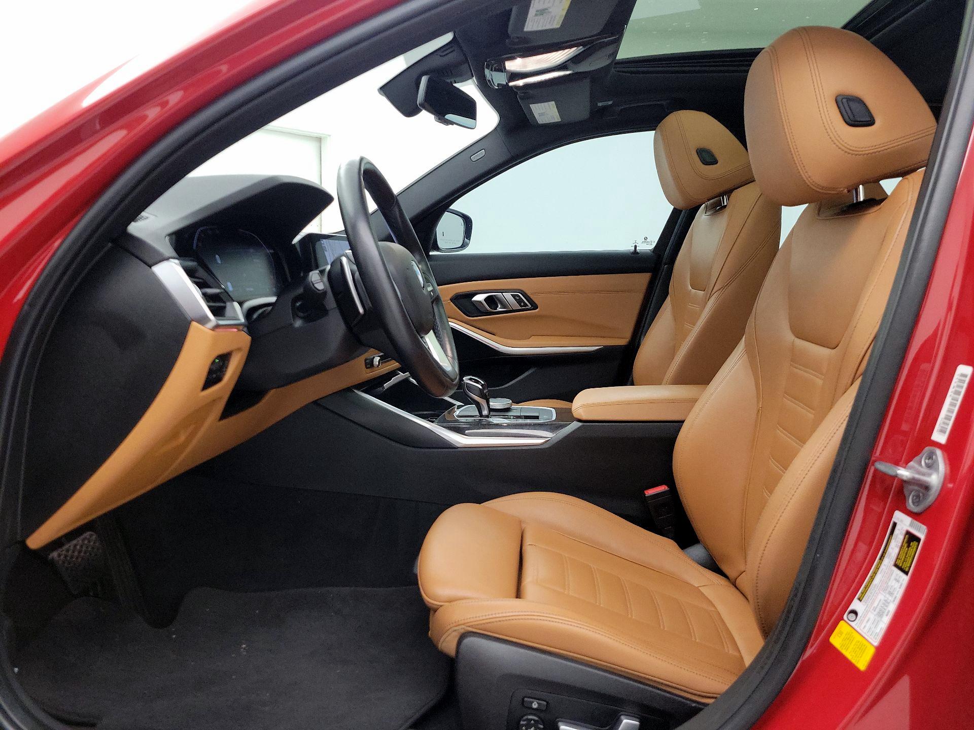 Thumbnail: 2021 BMW 3 Series - 11
