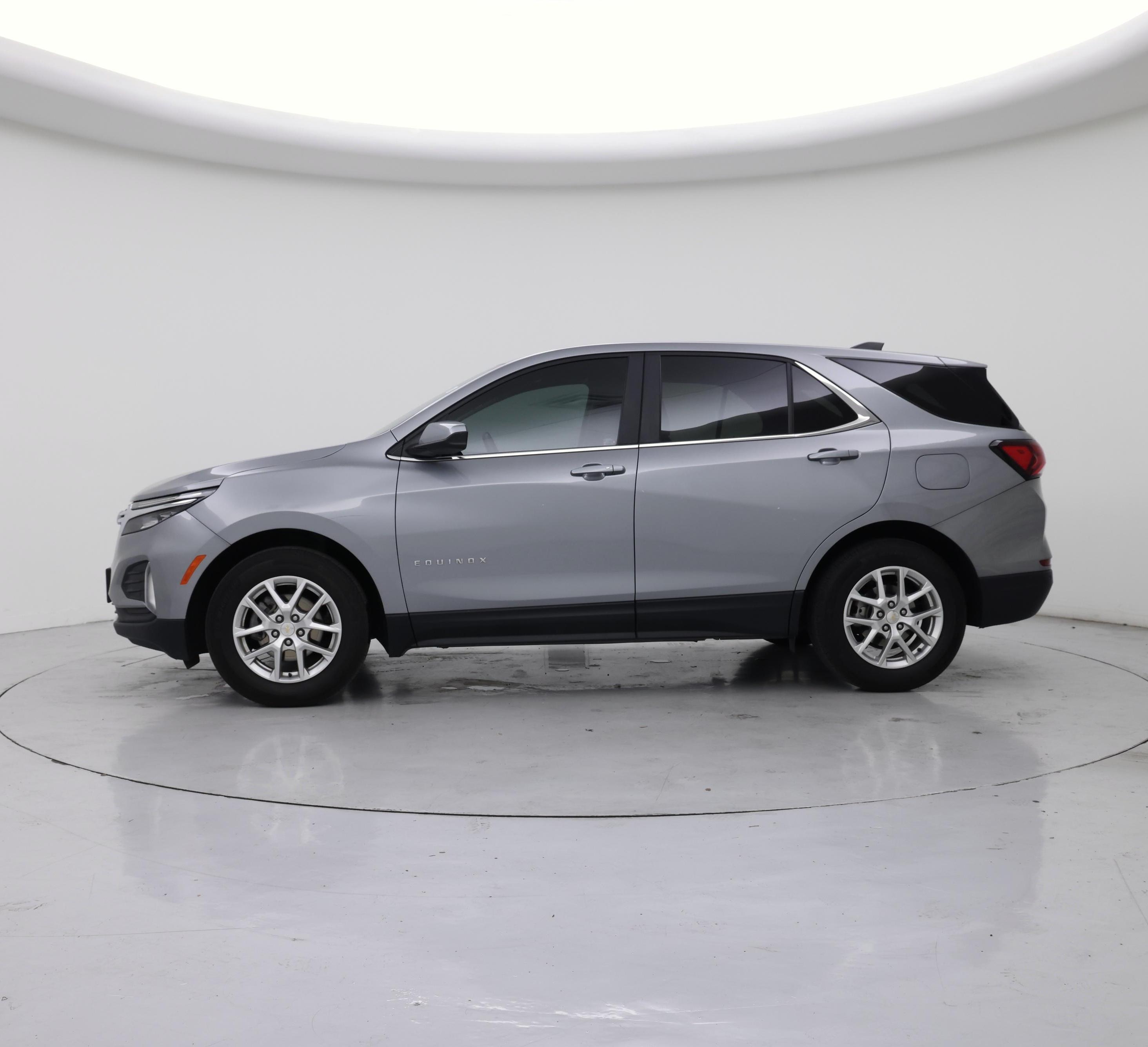 Thumbnail: 2024 Chevrolet Equinox - 3