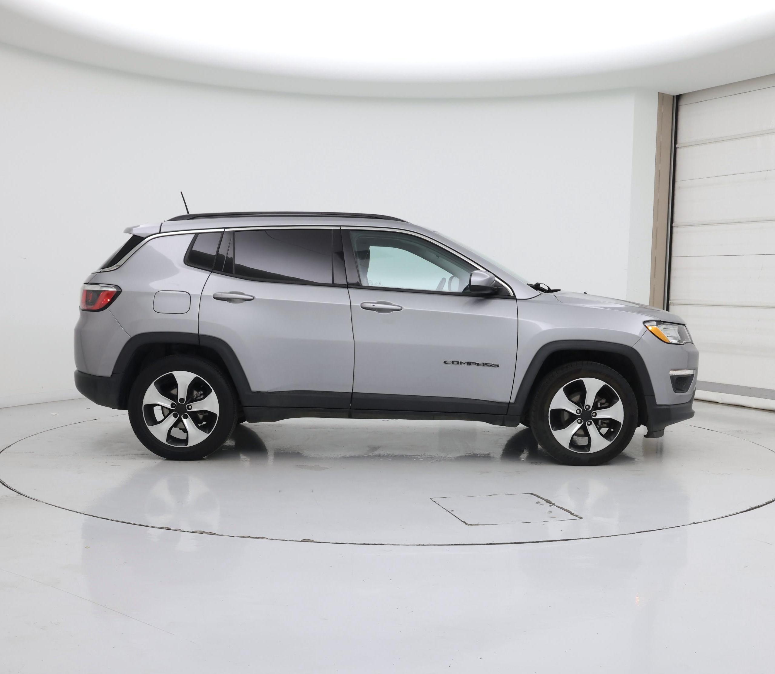 Thumbnail: 2020 Jeep Compass - 7